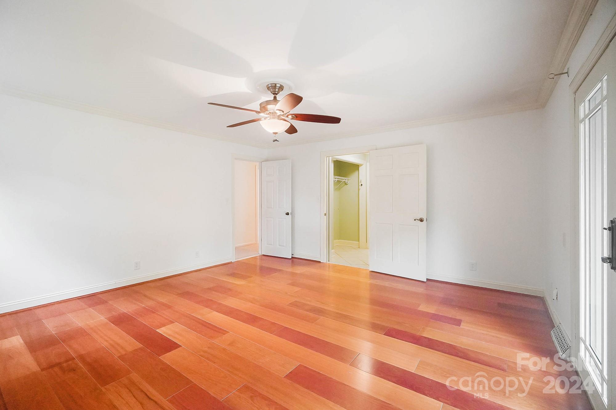 107 Ridge Avenue