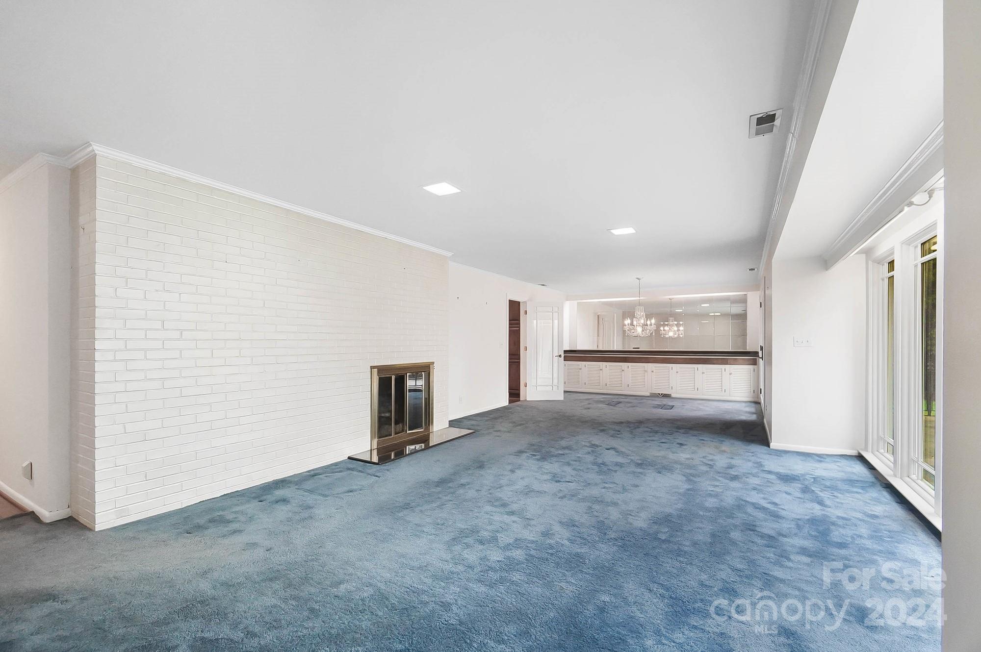 107 Ridge Avenue