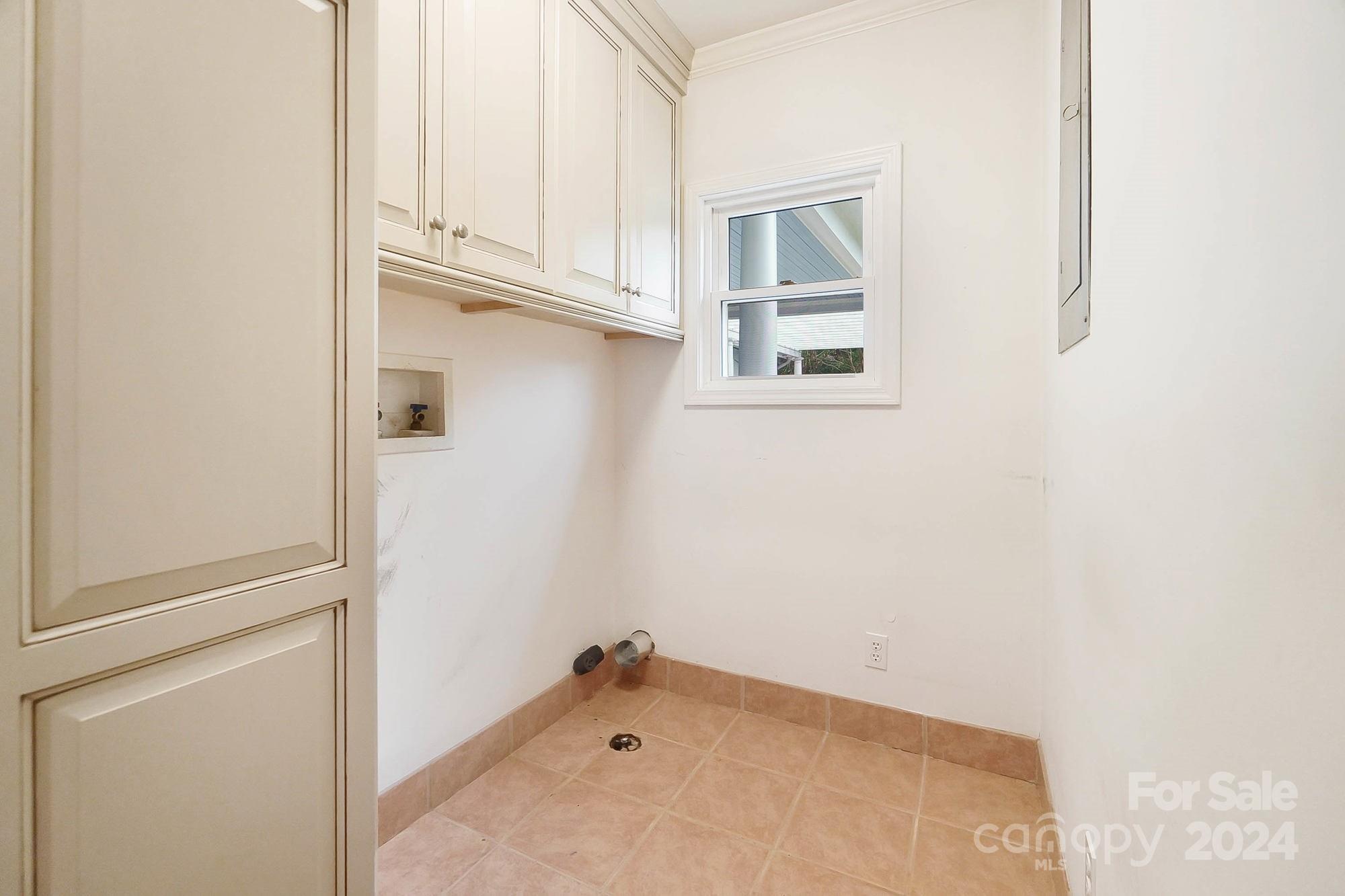 107 Ridge Avenue