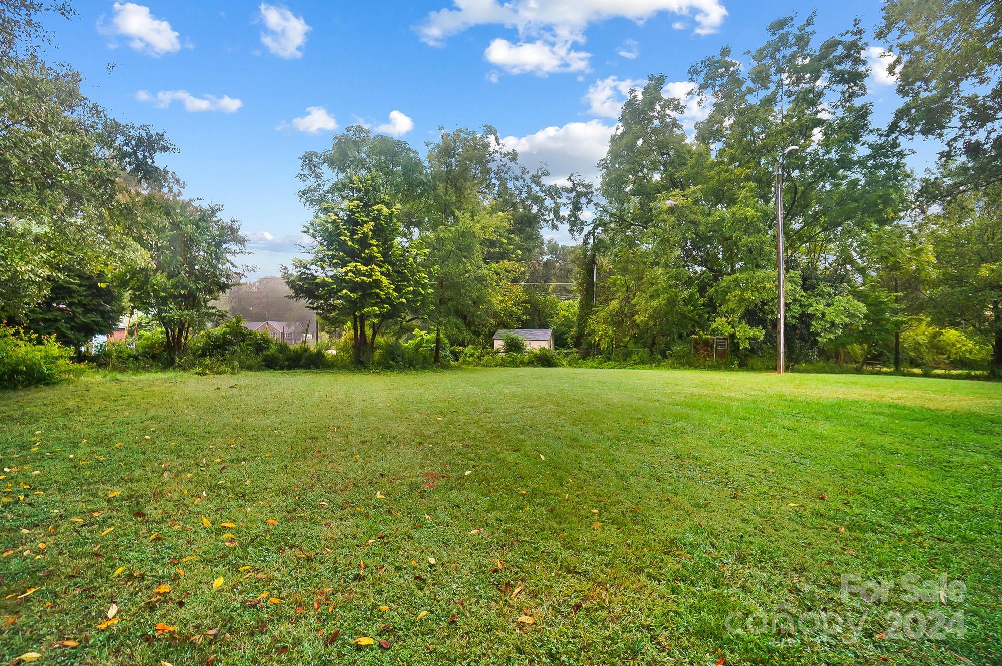 107 Ridge Avenue