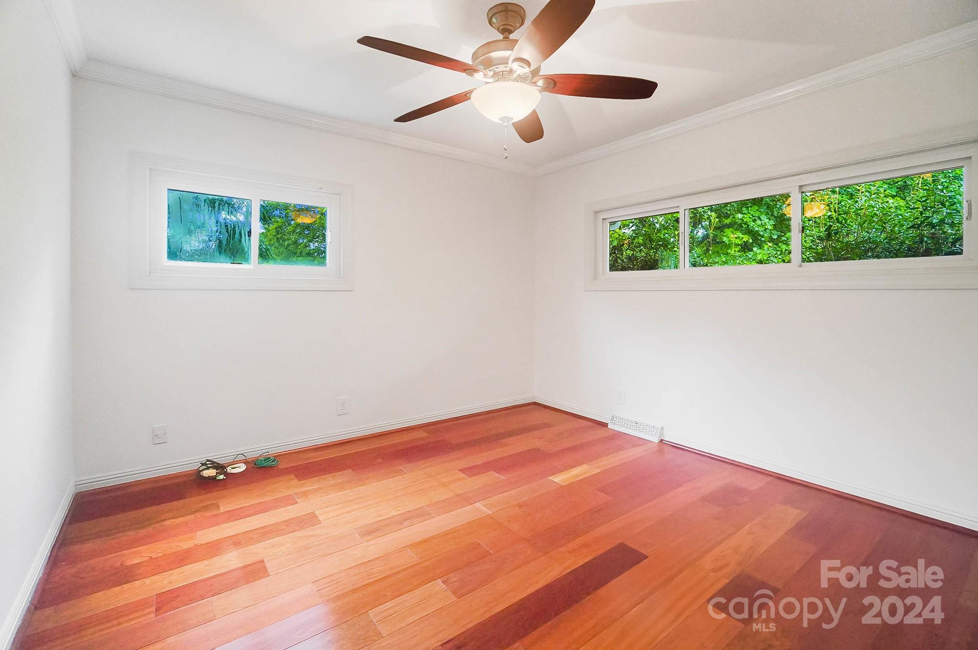 107 Ridge Avenue