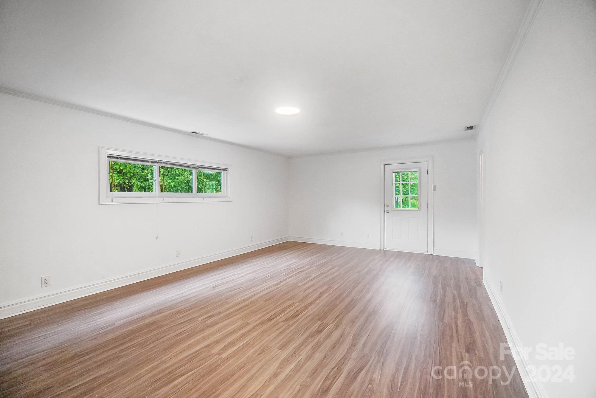 107 Ridge Avenue