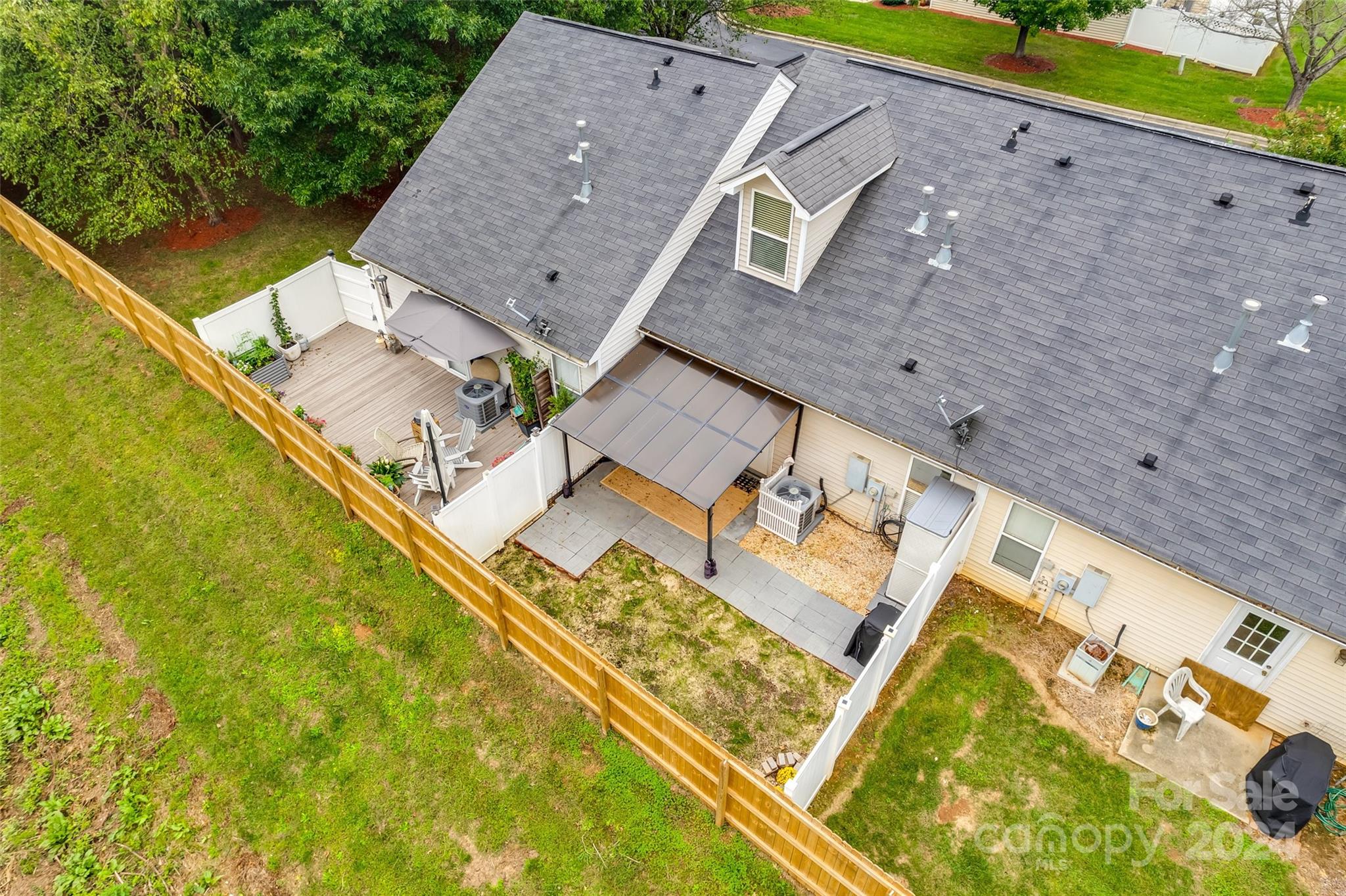 1522 Harpers Inlet Drive