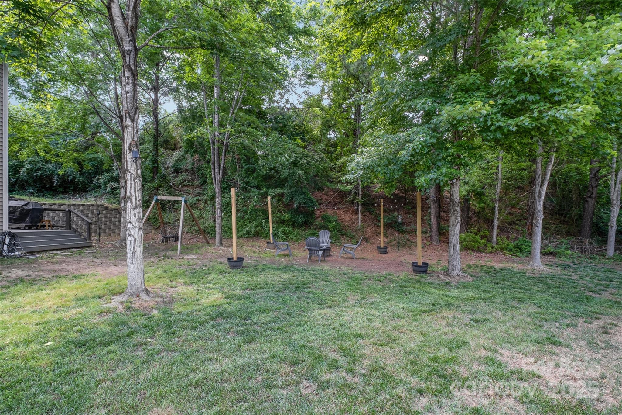 812 Thornapple Court