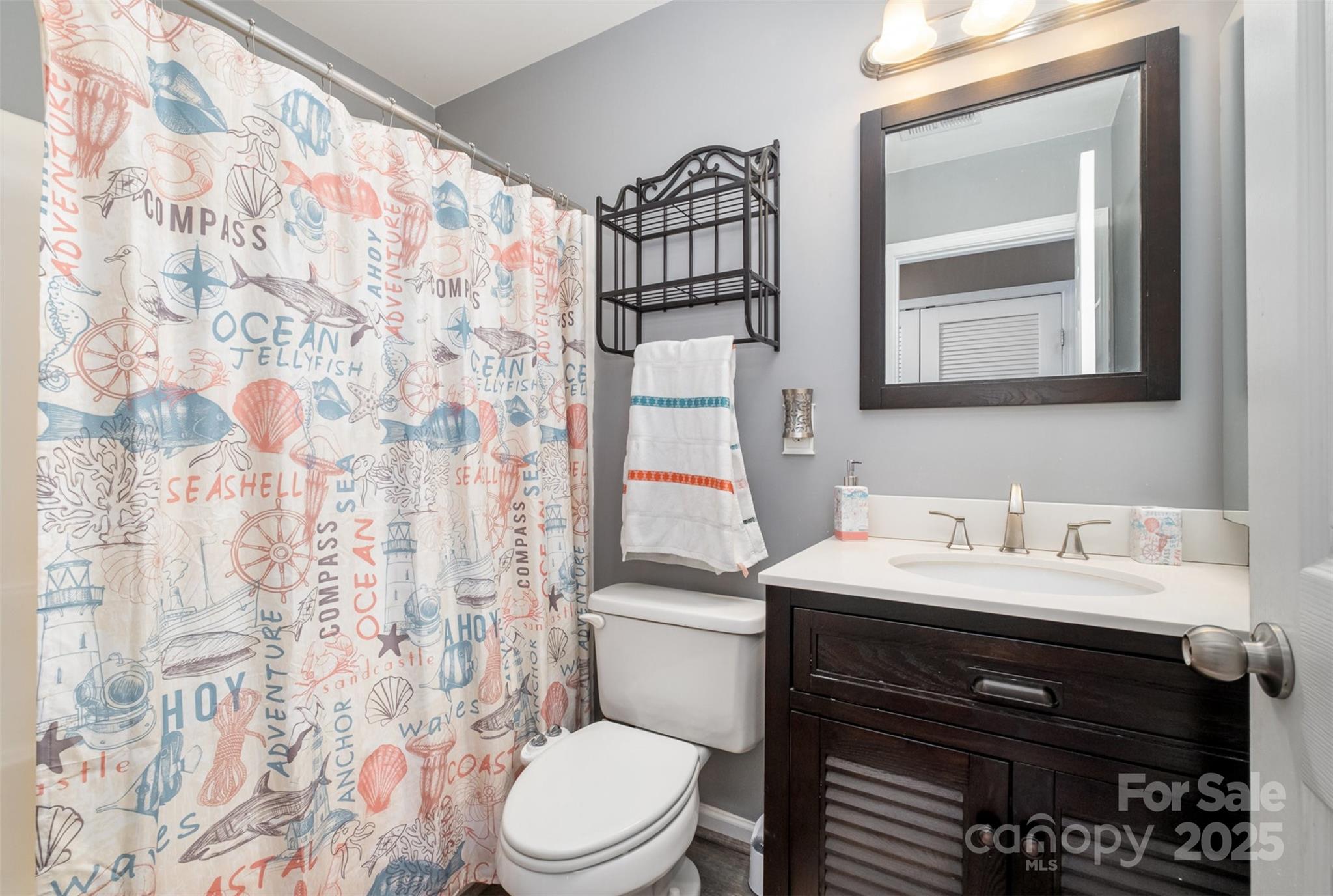 812 Thornapple Court