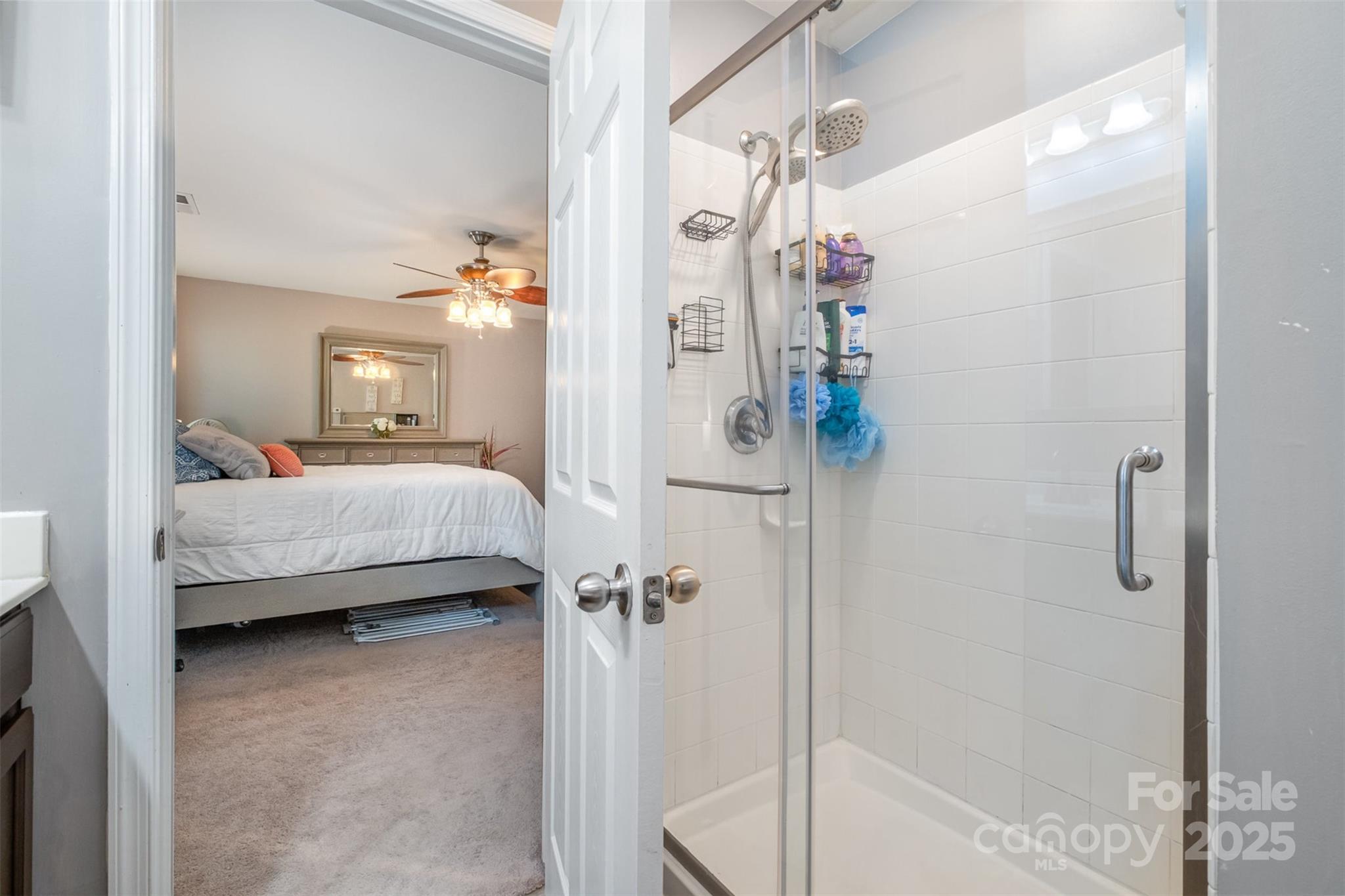 812 Thornapple Court