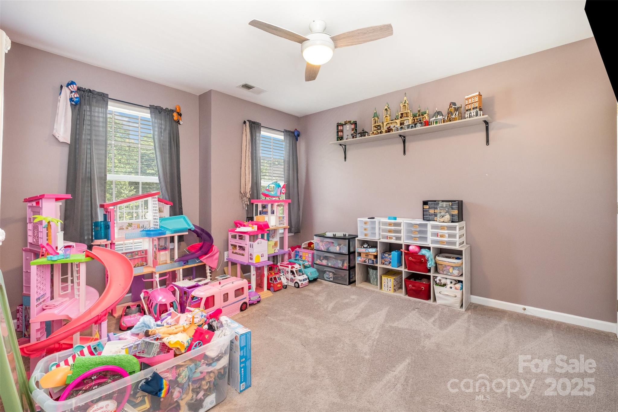 812 Thornapple Court