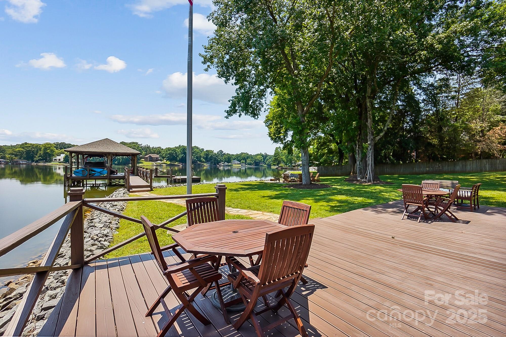4485 River Oaks Road