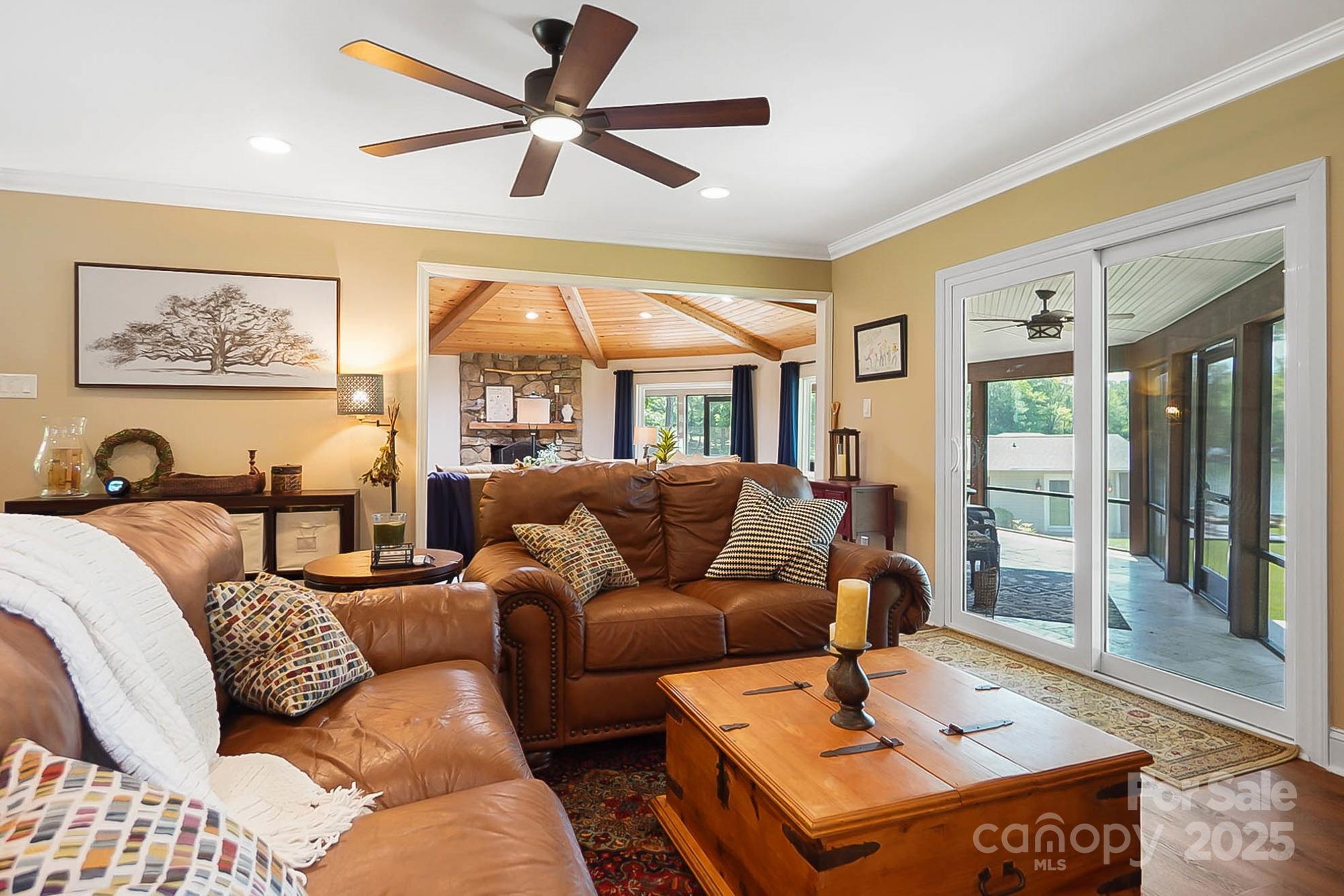 4485 River Oaks Road
