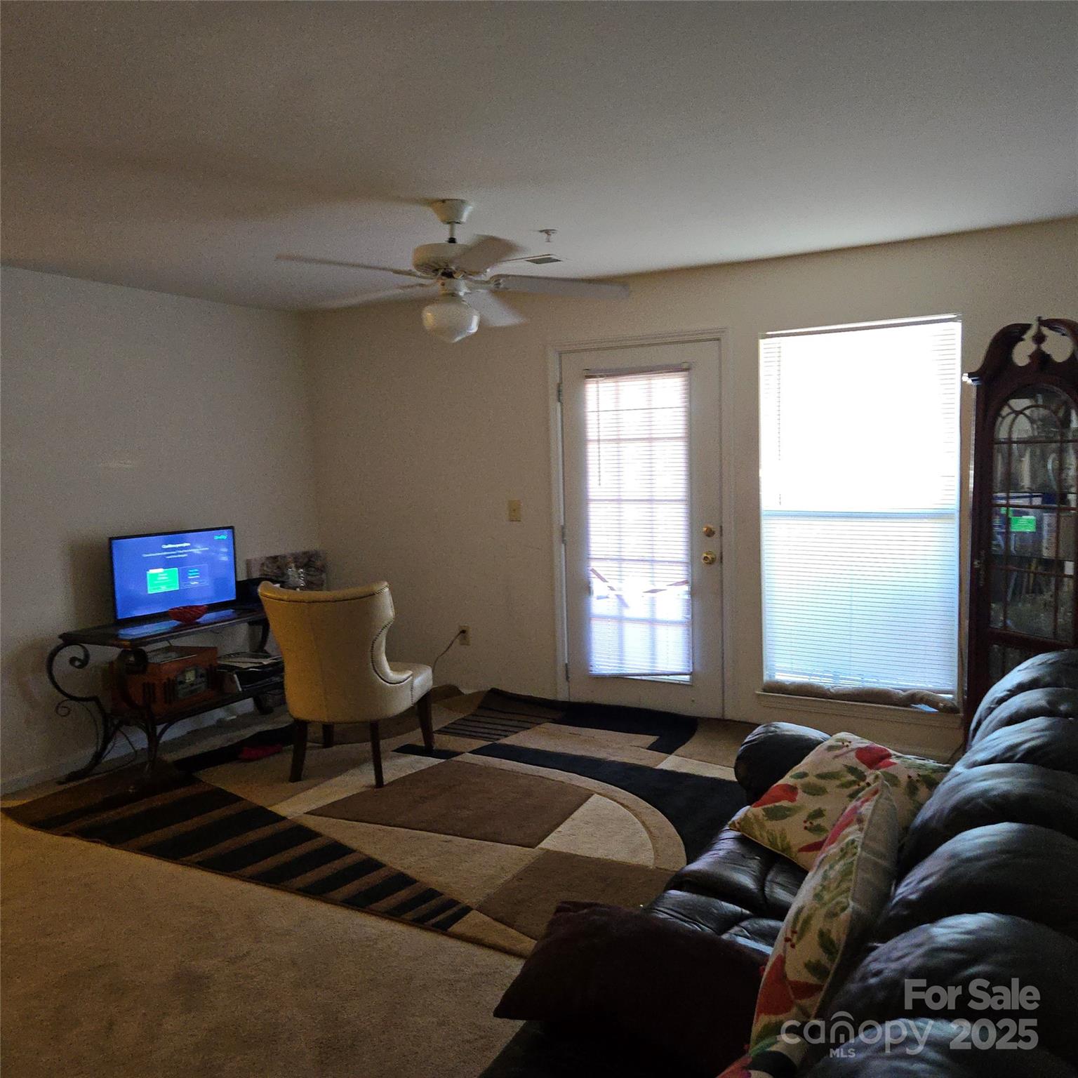 14 Hamiltons Bay Court Unit: 528