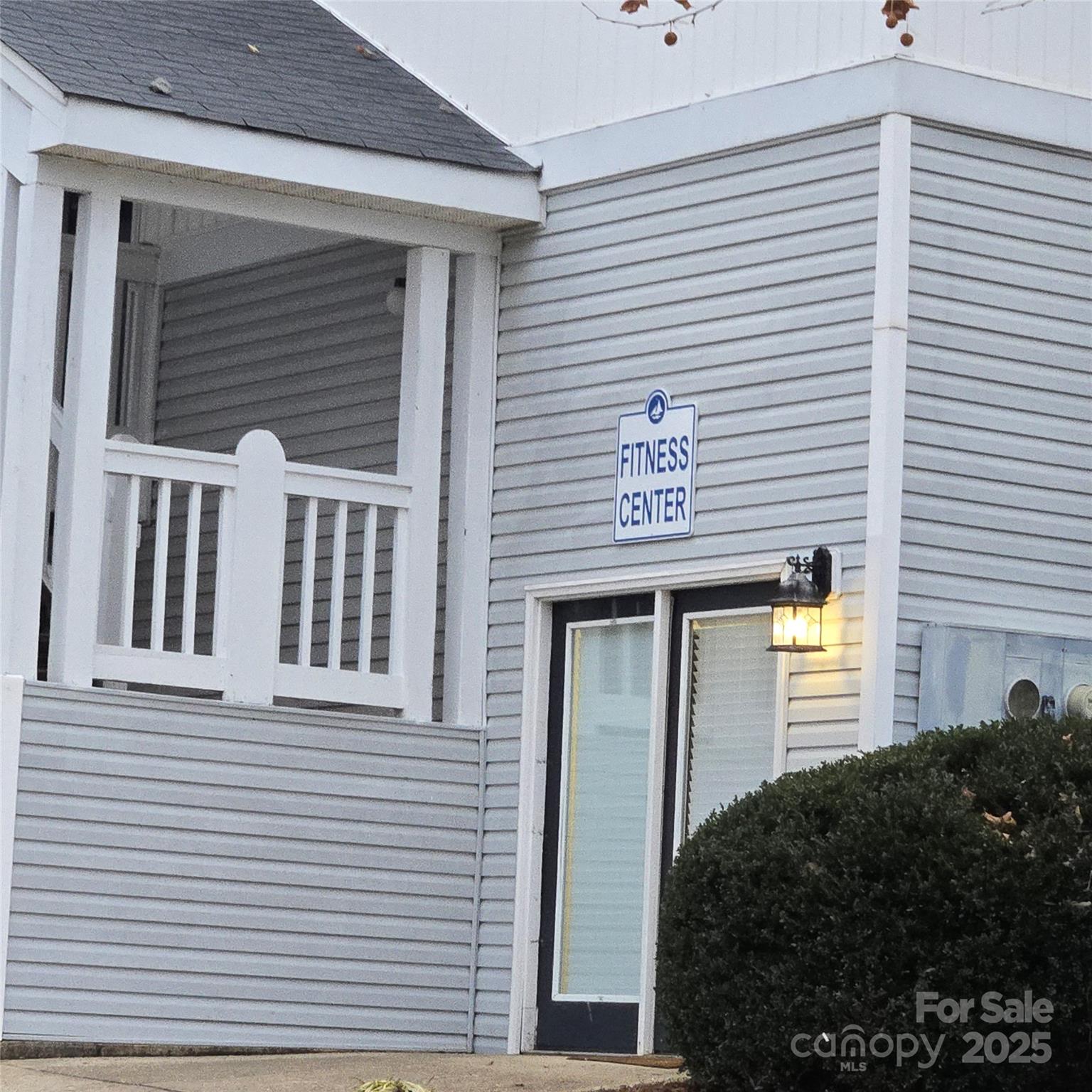 14 Hamiltons Bay Court Unit: 528