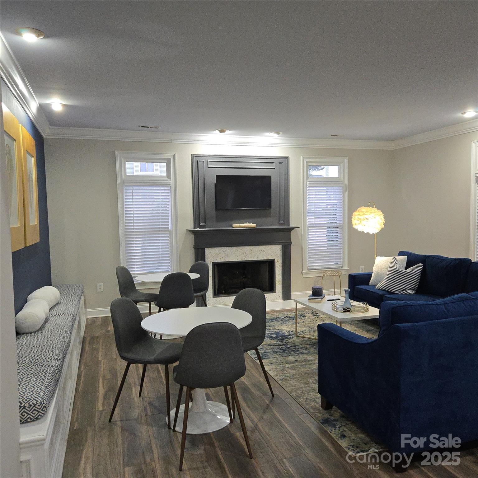 14 Hamiltons Bay Court Unit: 528