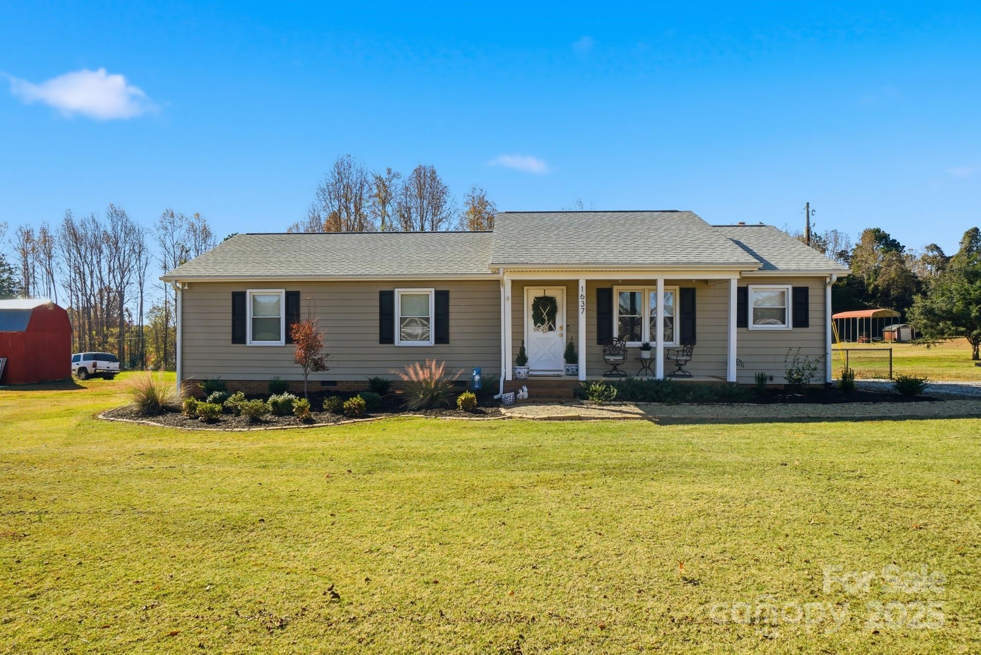 1637 Jim Mccarter Road N