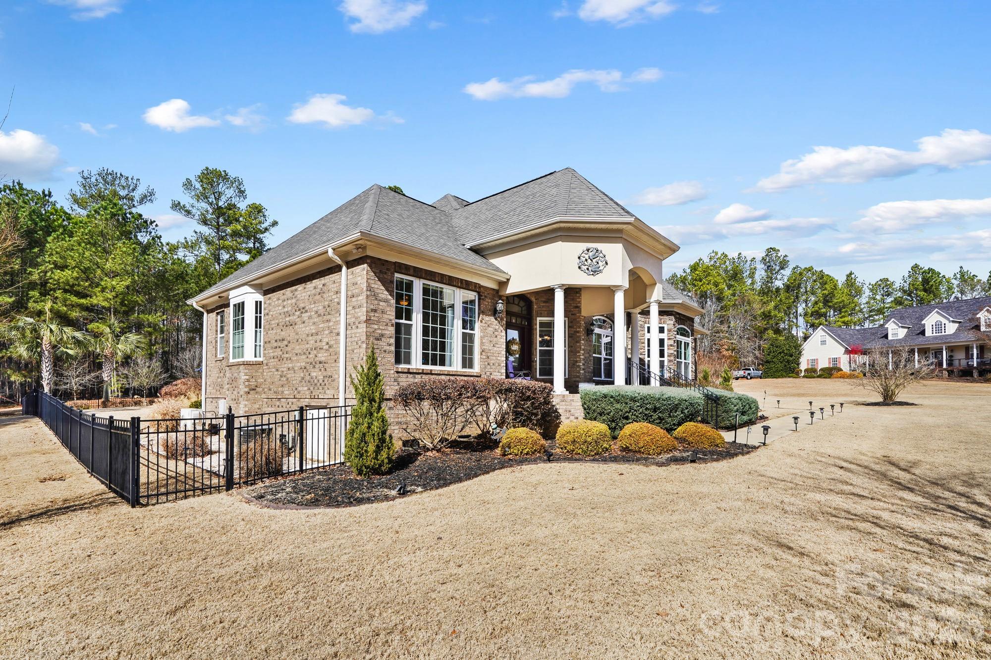 5312 Johnsons Barn Road