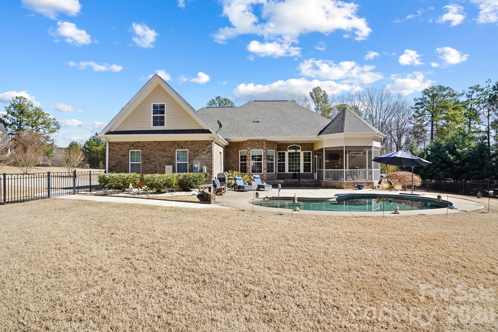 5312 Johnsons Barn Road