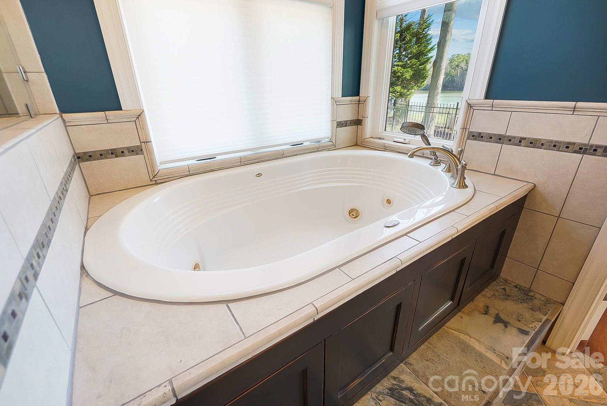 8320 Catawba Cove Drive