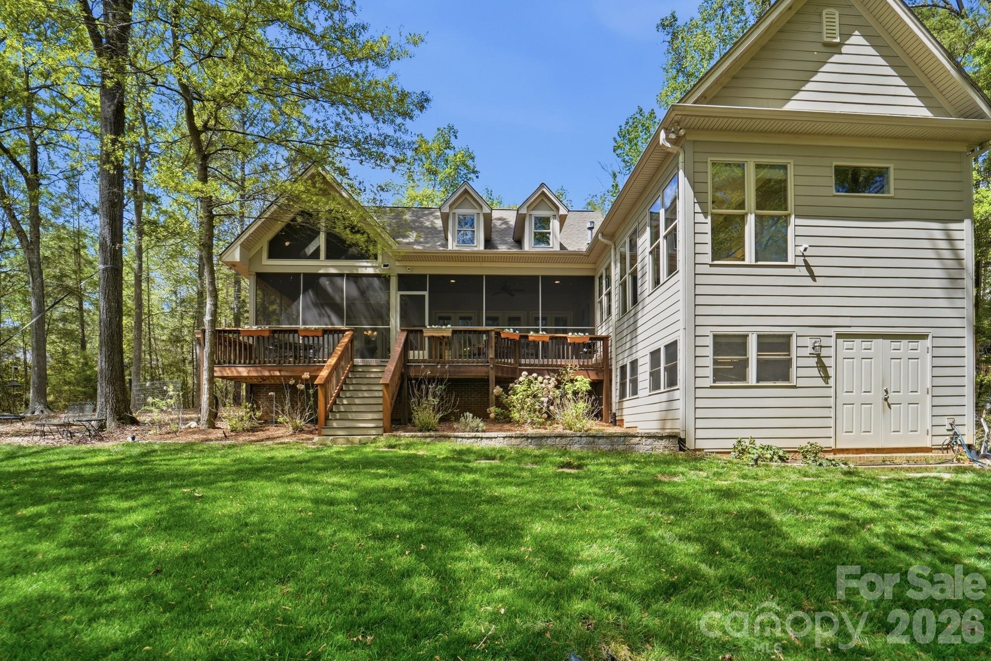 2370 Valelake Road