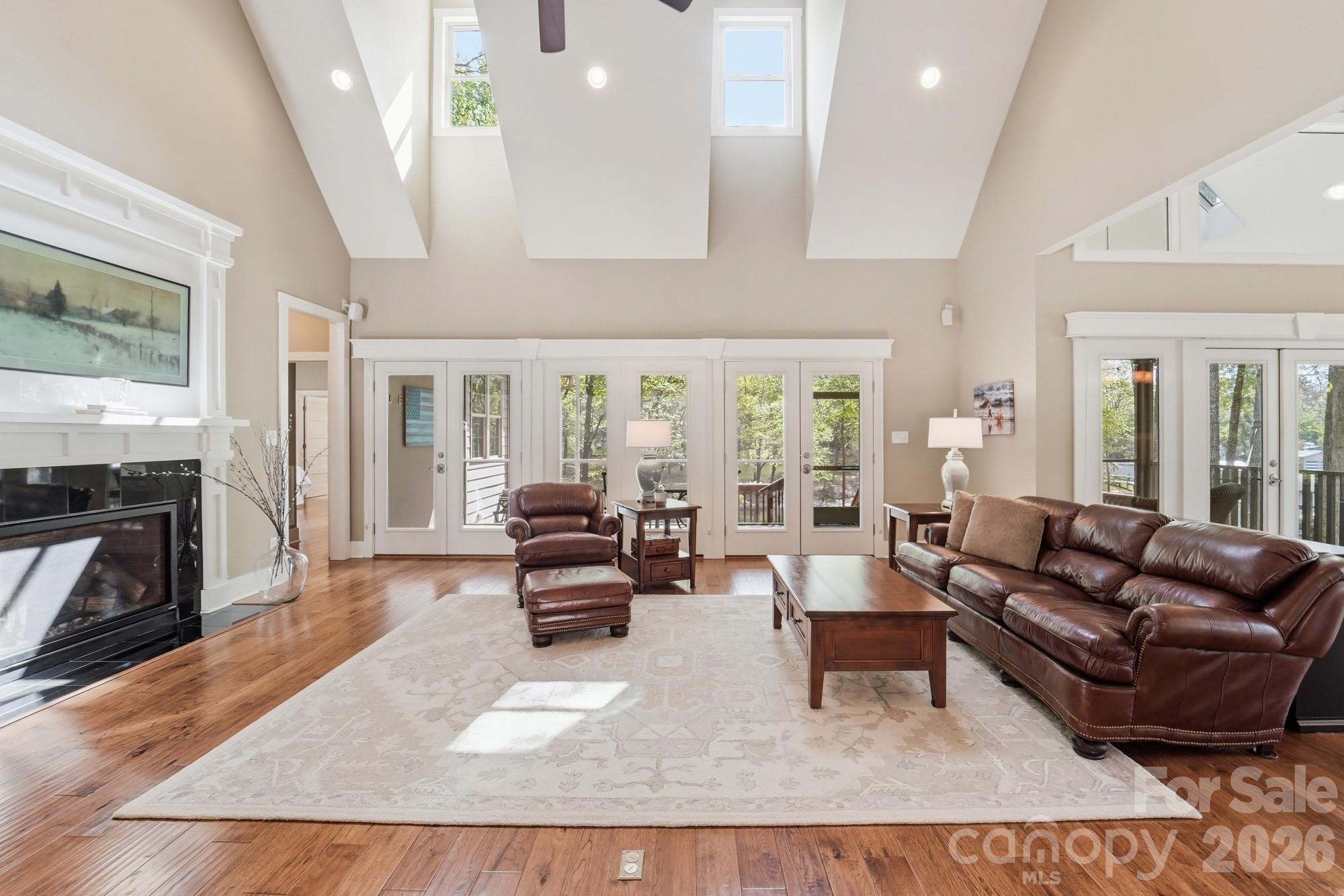 2370 Valelake Road