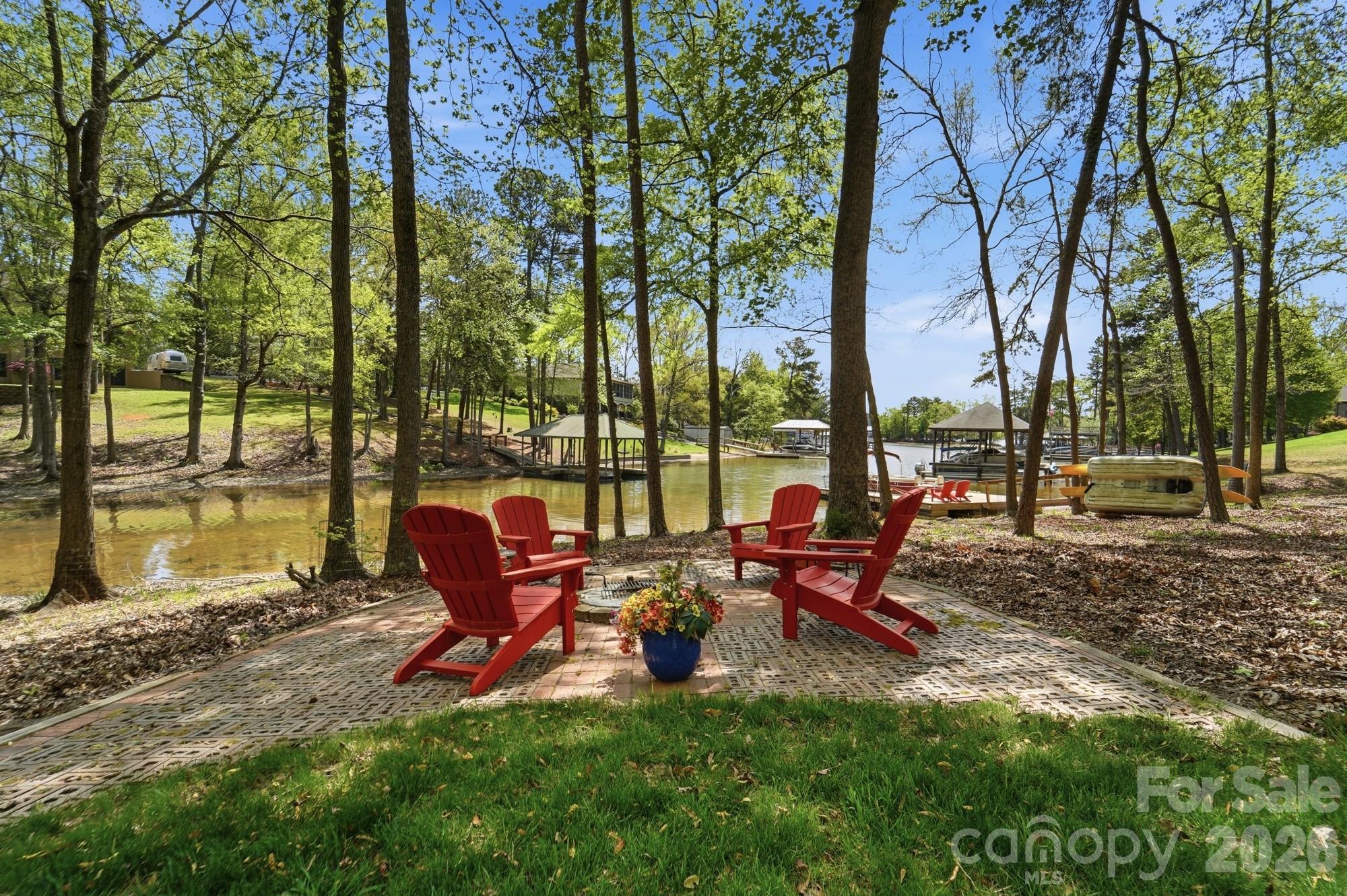 2370 Valelake Road