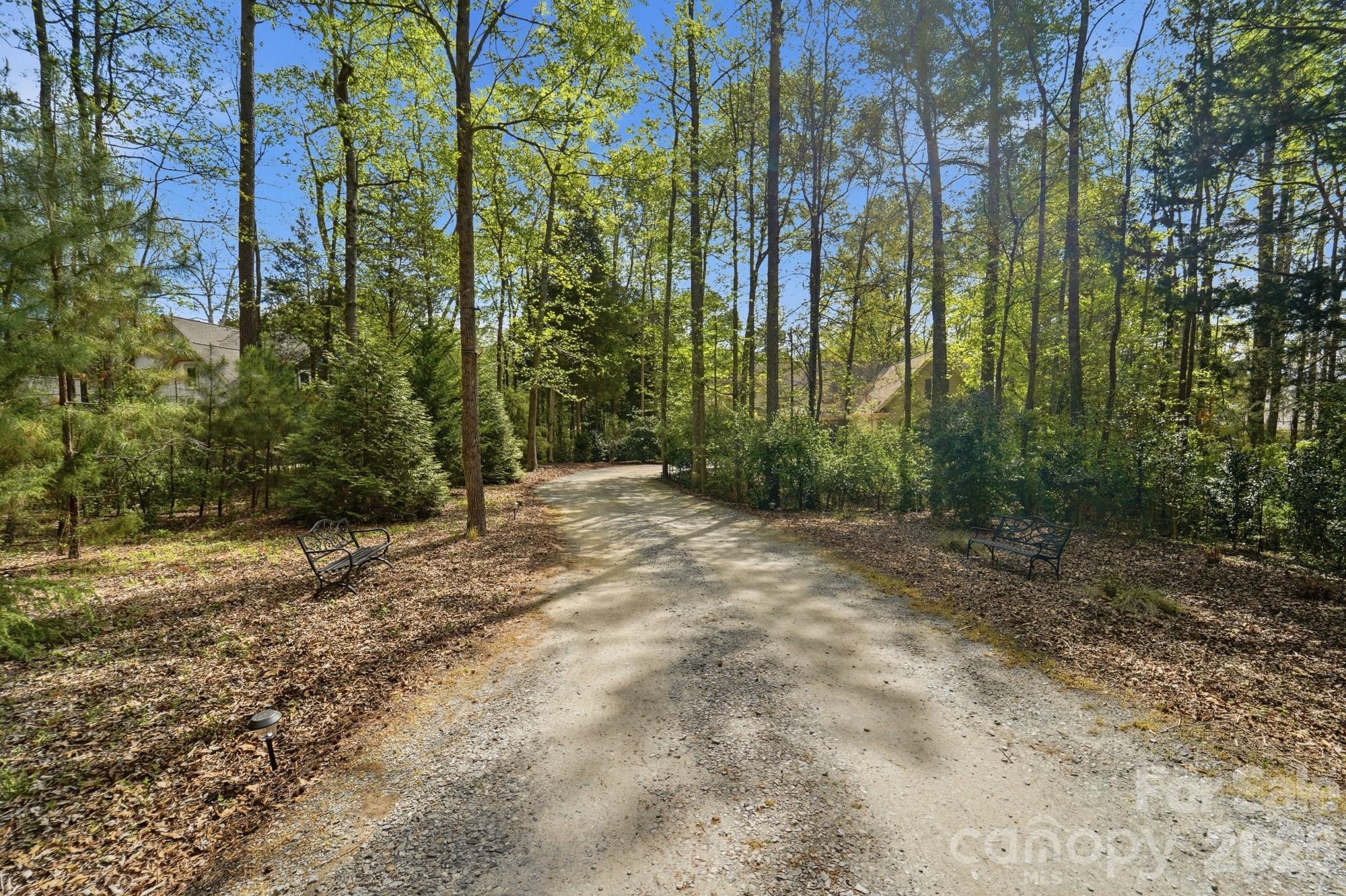 2370 Valelake Road