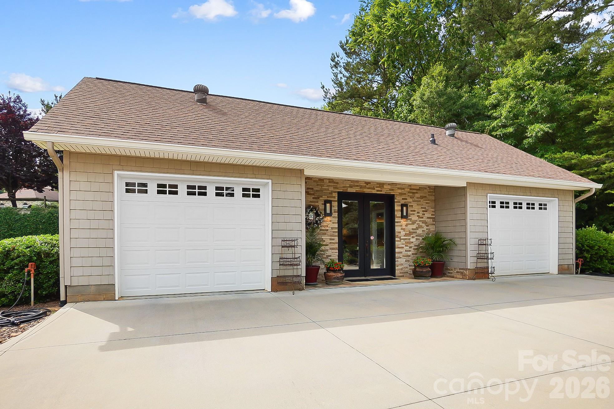 2354 Valelake Road