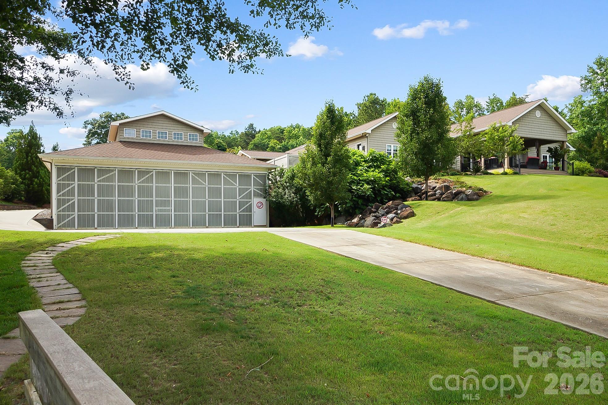 2354 Valelake Road