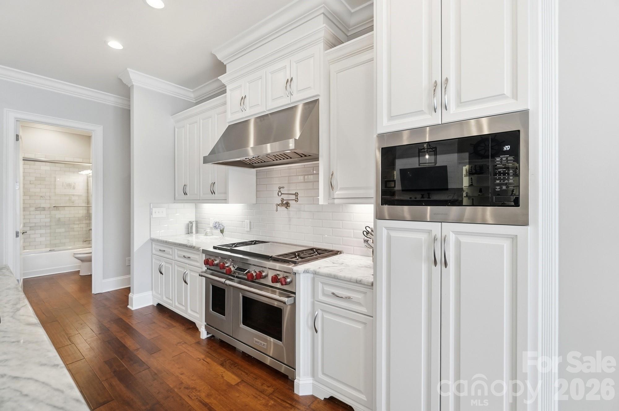 5426 Baker Lane