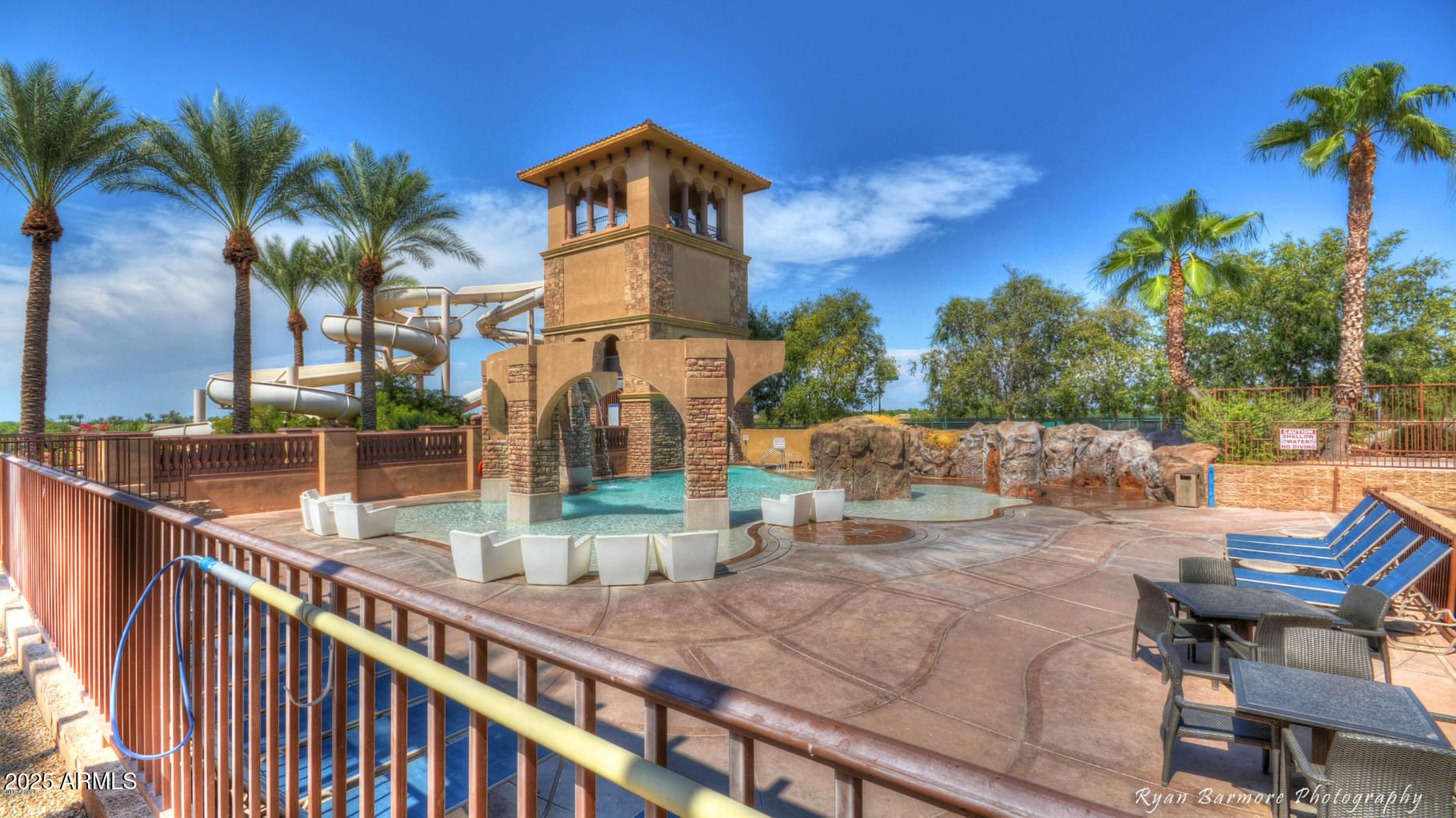 3462 E RIOPELLE Avenue