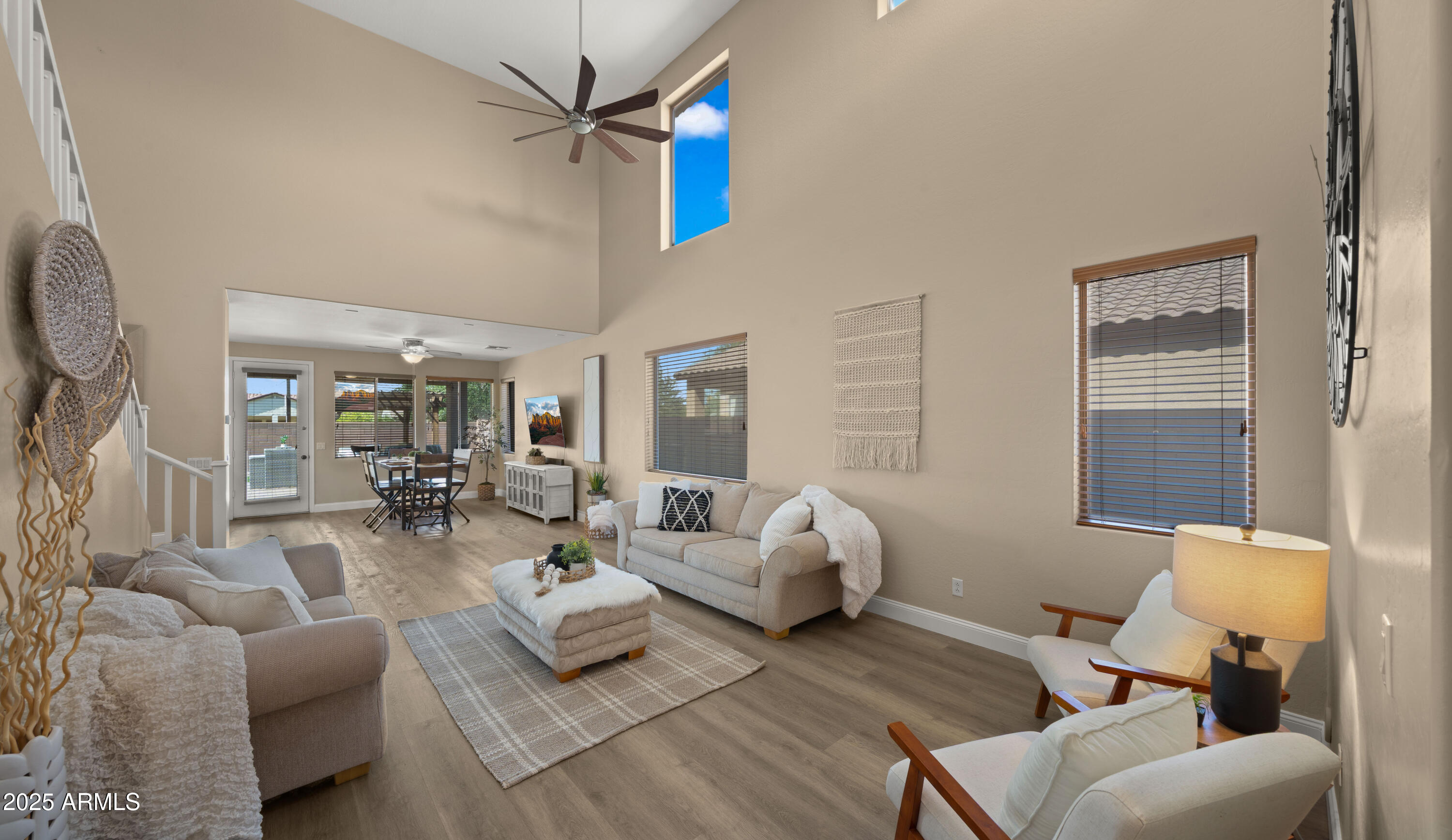 3462 E RIOPELLE Avenue