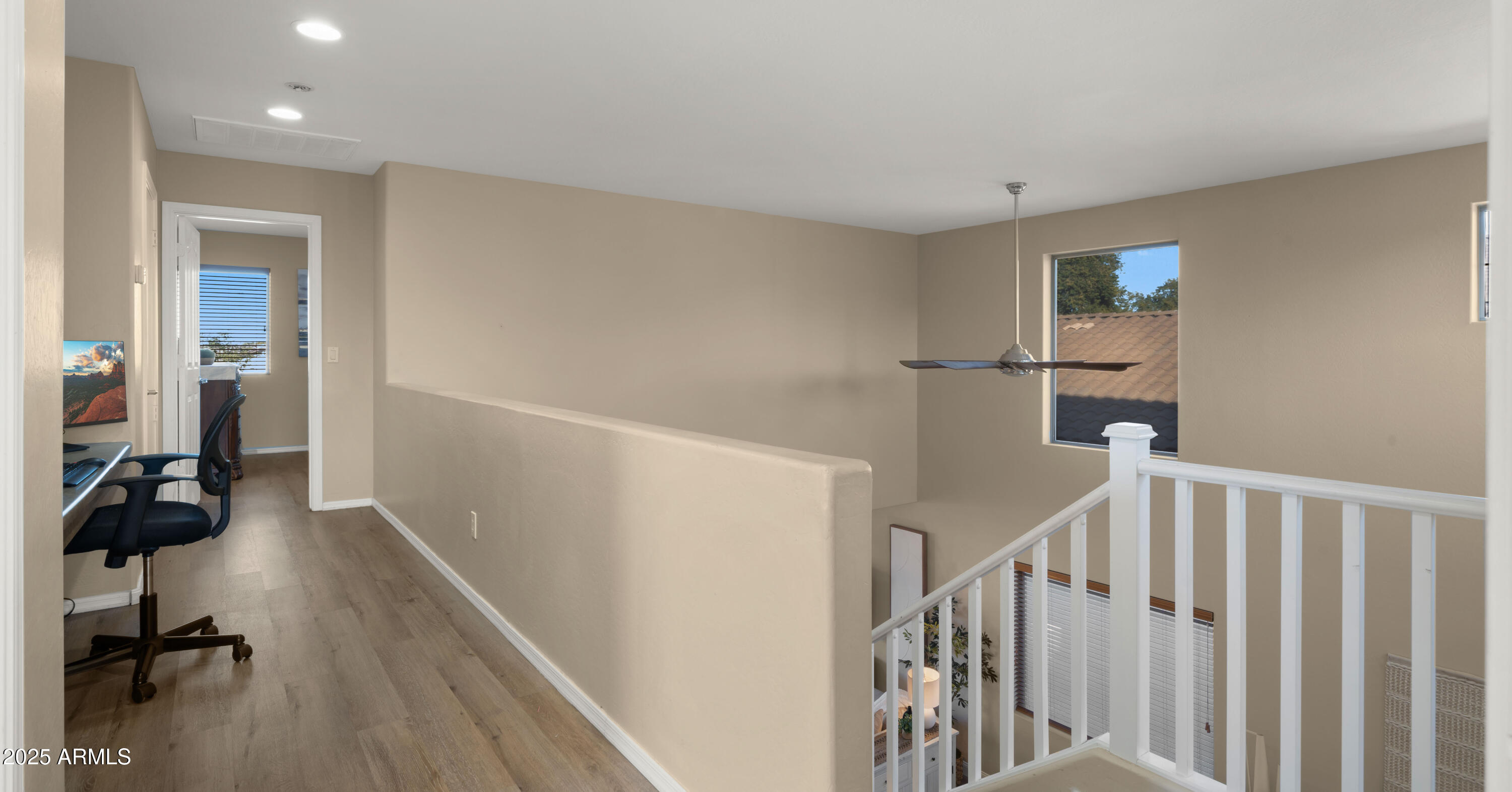 3462 E RIOPELLE Avenue