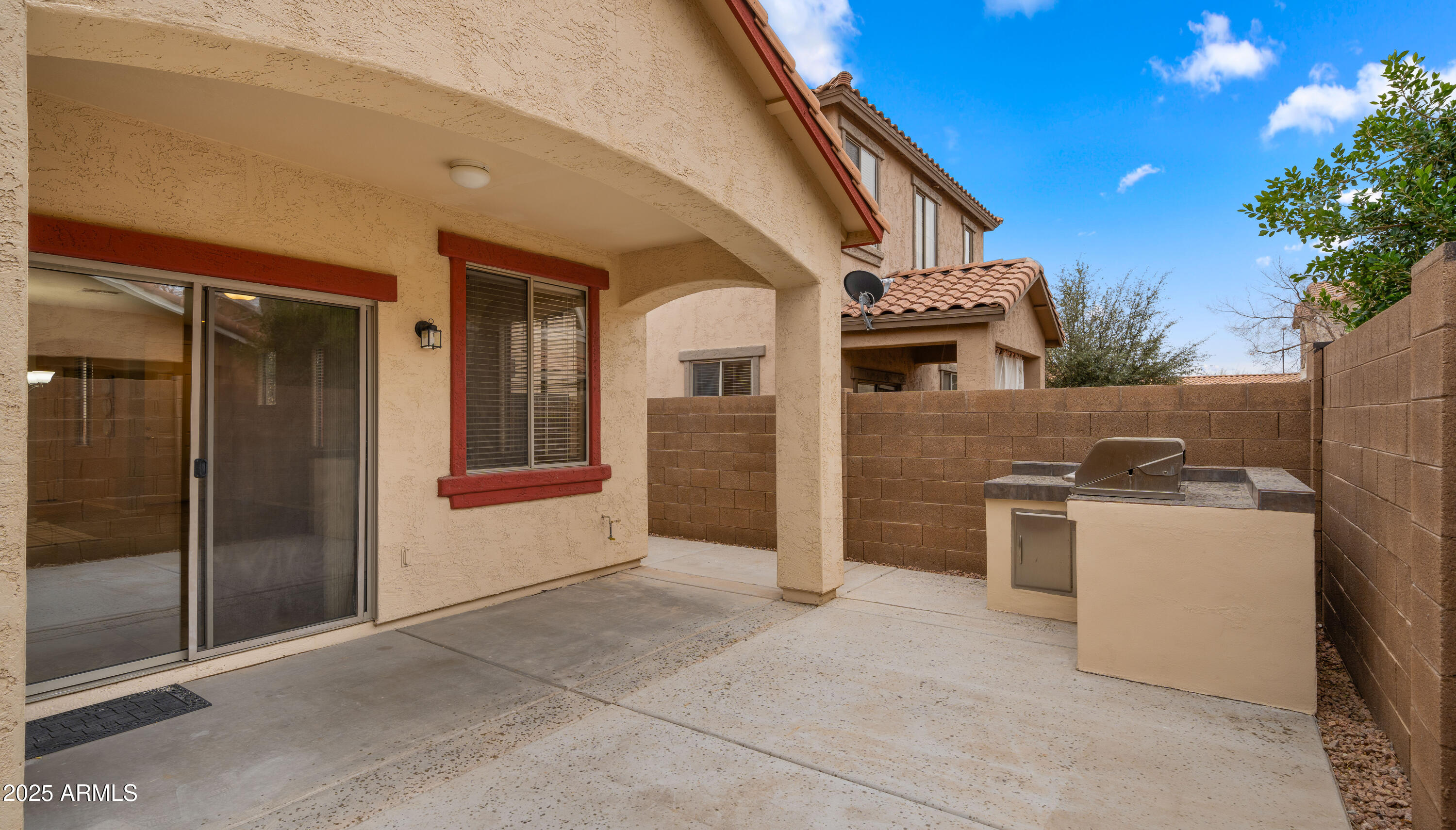 3872 E FLOWER Street