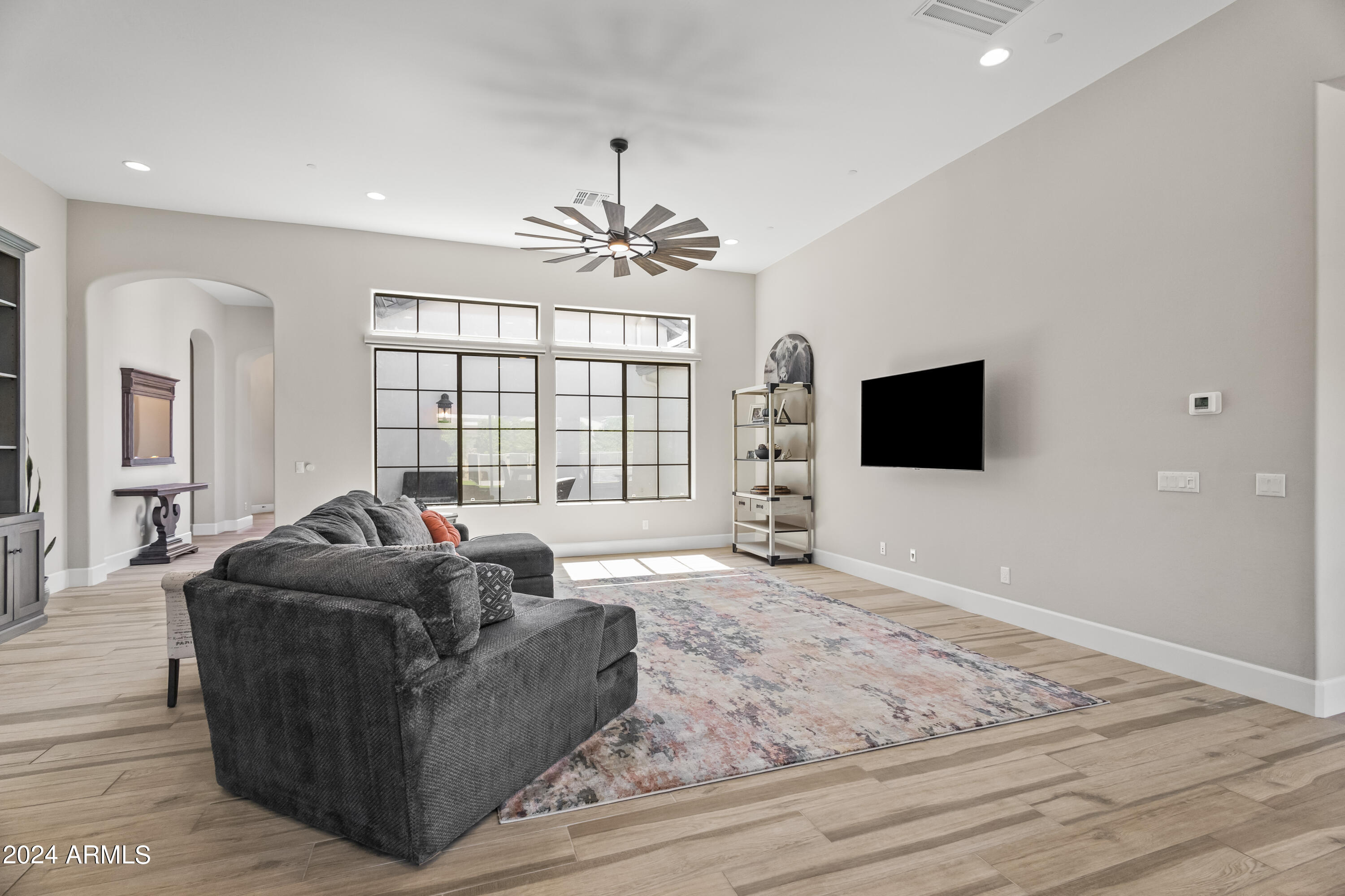 2800 E PORTOLA VALLEY Drive