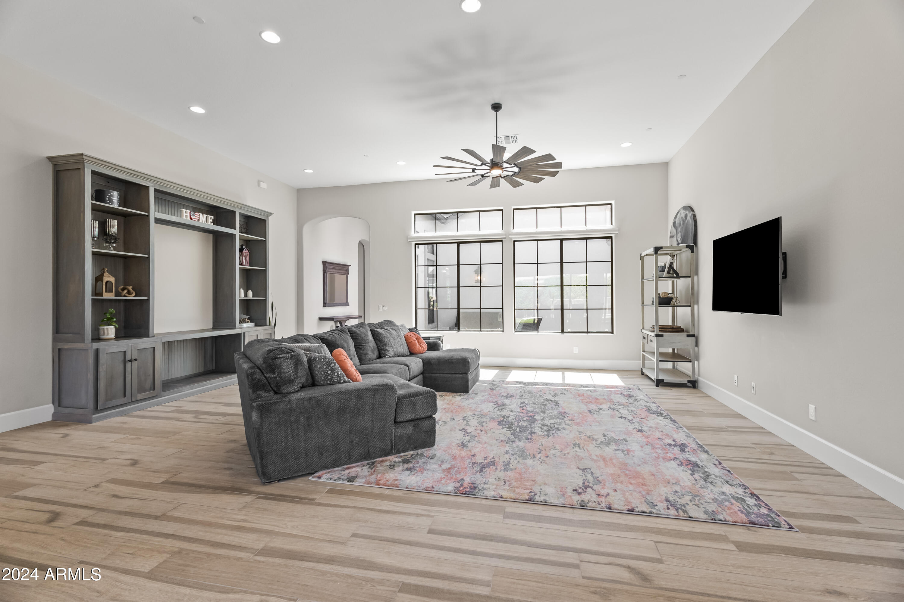 2800 E PORTOLA VALLEY Drive