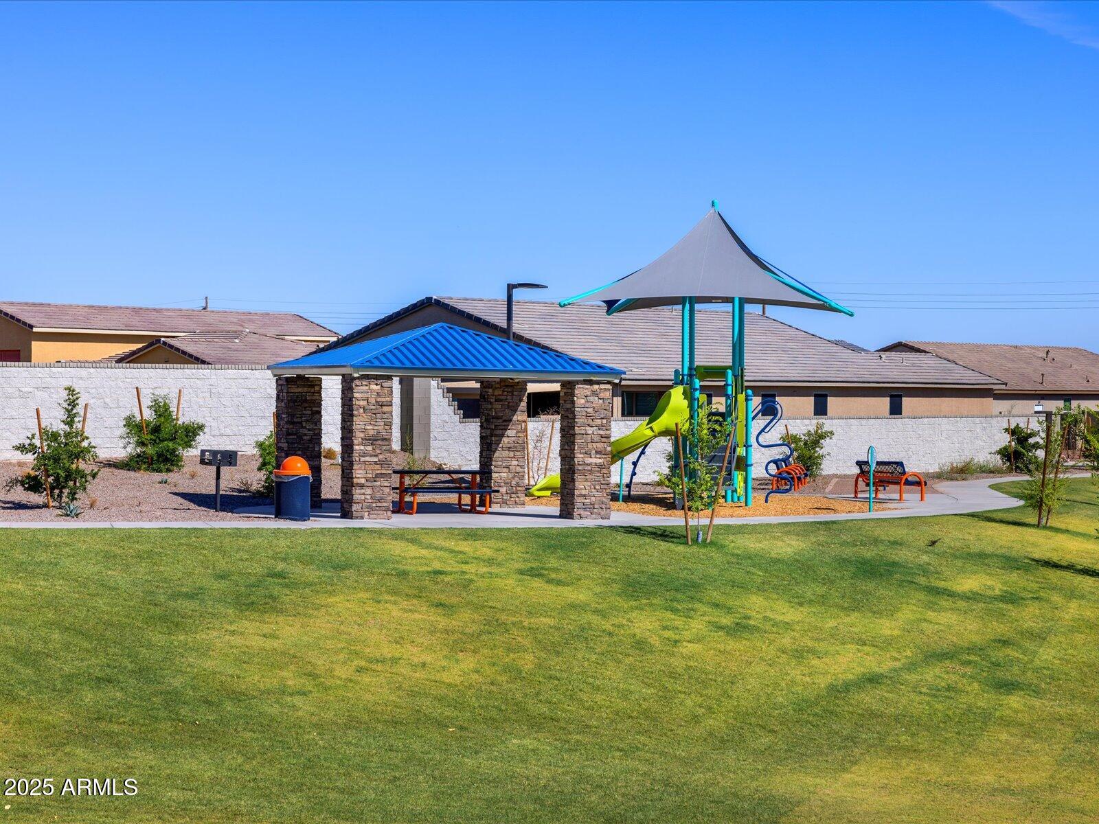 4141 W YOLANDA Lane