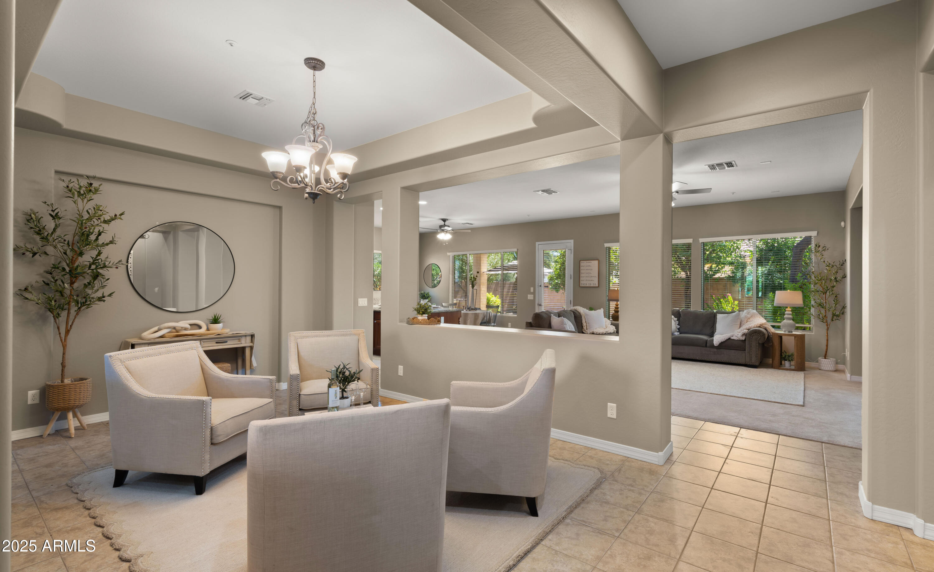 4055 E CLUBVIEW Drive