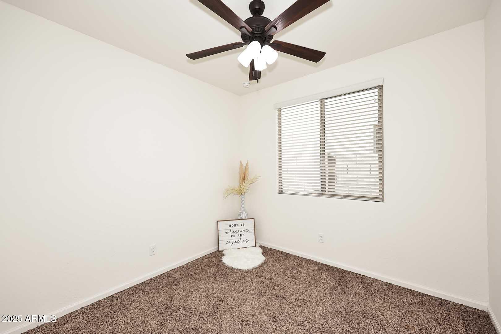 3918 E NARROWLEAF Drive