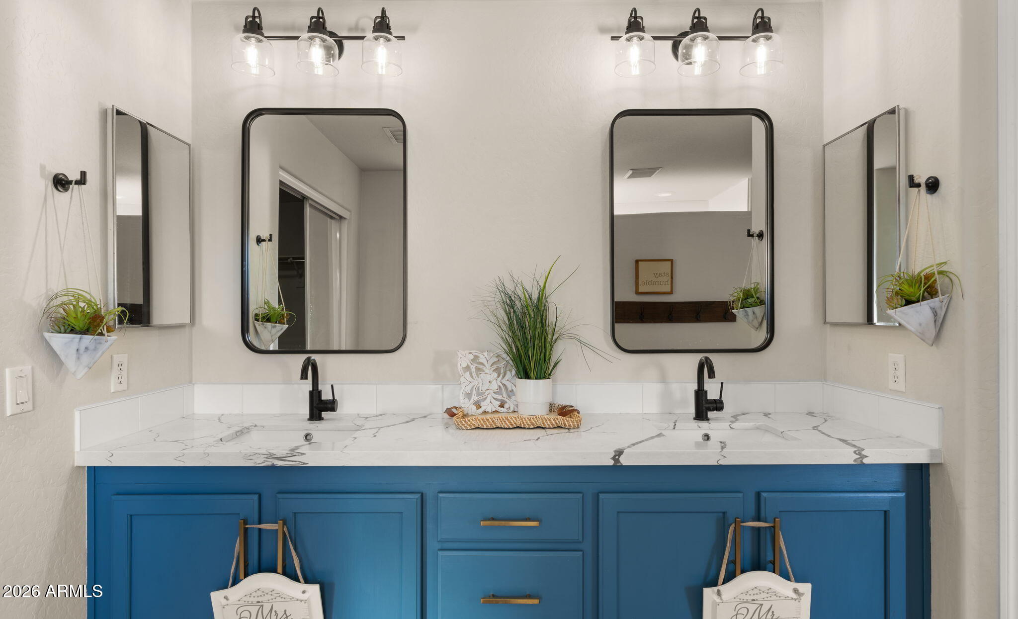 41628 N TAYLOR RANCH Parkway