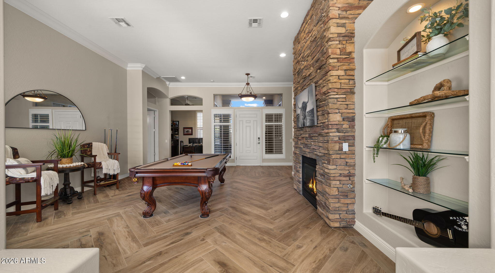 4559 E COLLINWOOD Drive