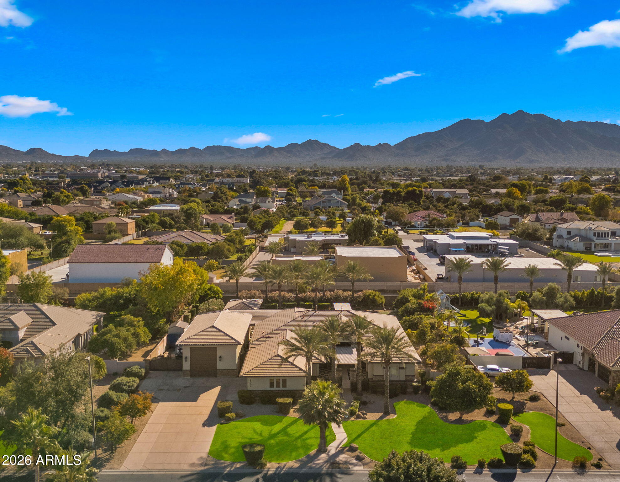 4559 E COLLINWOOD Drive