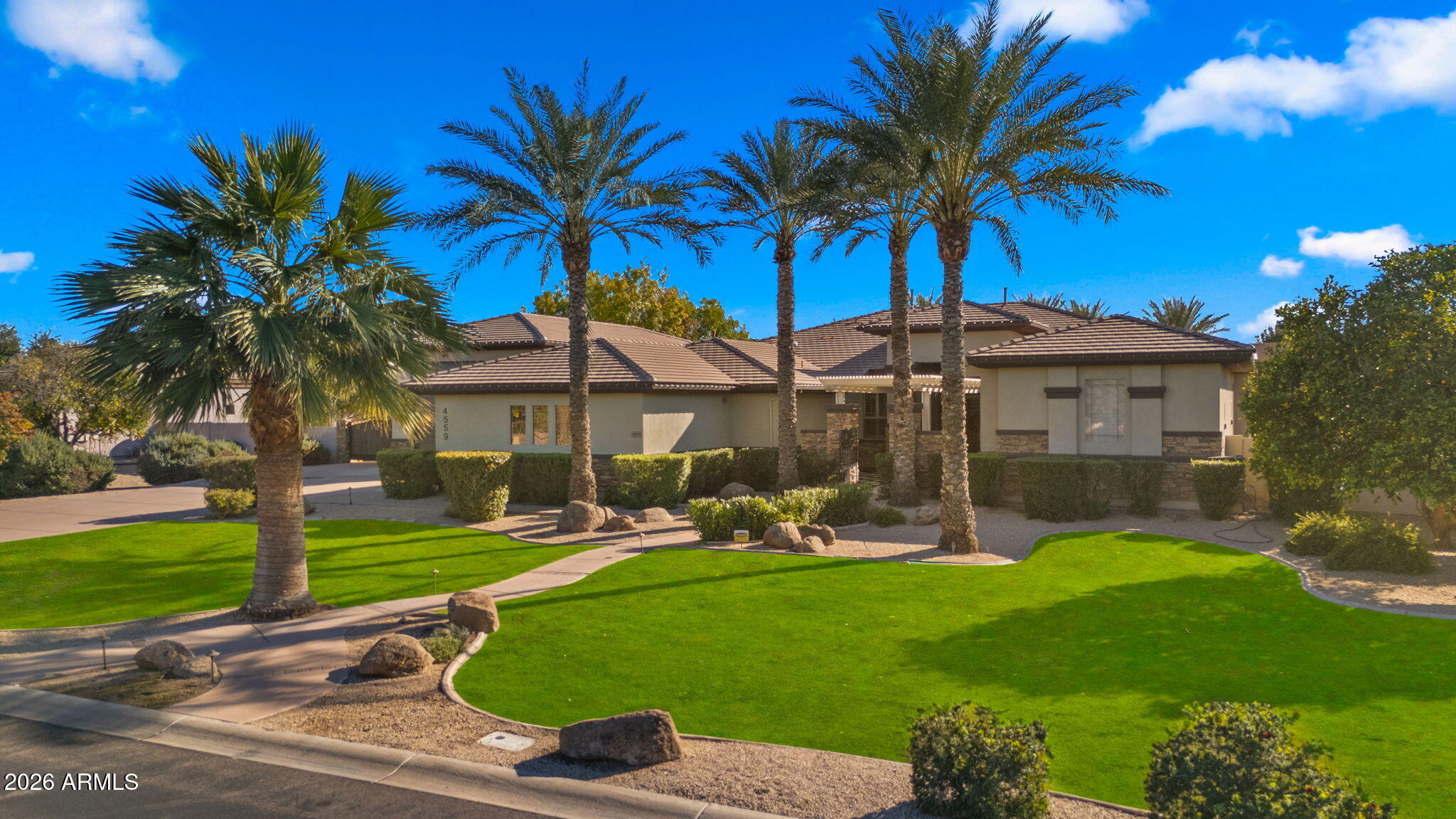 4559 E COLLINWOOD Drive