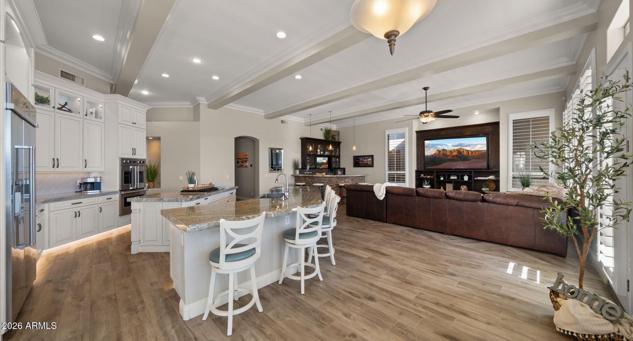 4559 E COLLINWOOD Drive