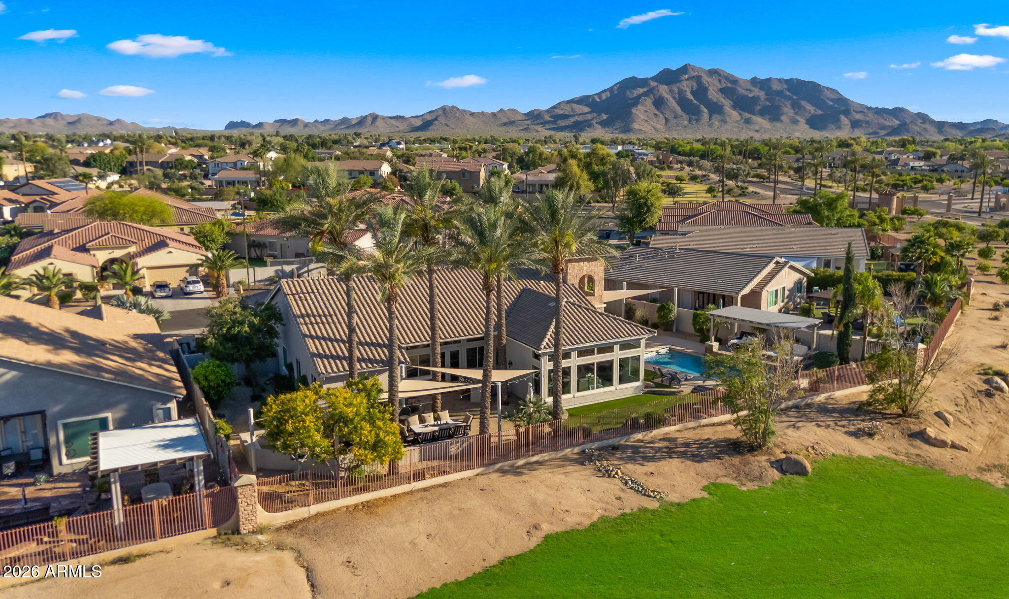 4052 E CLUBVIEW Drive