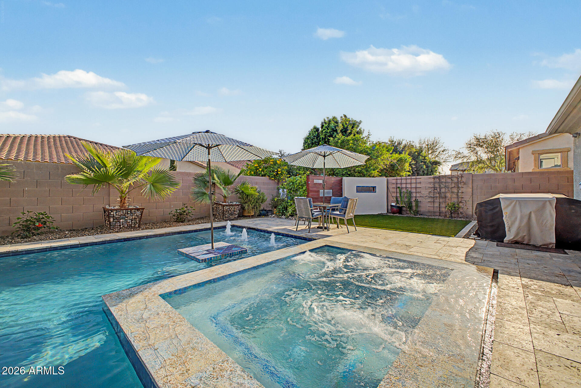 3641 E NARROWLEAF Drive