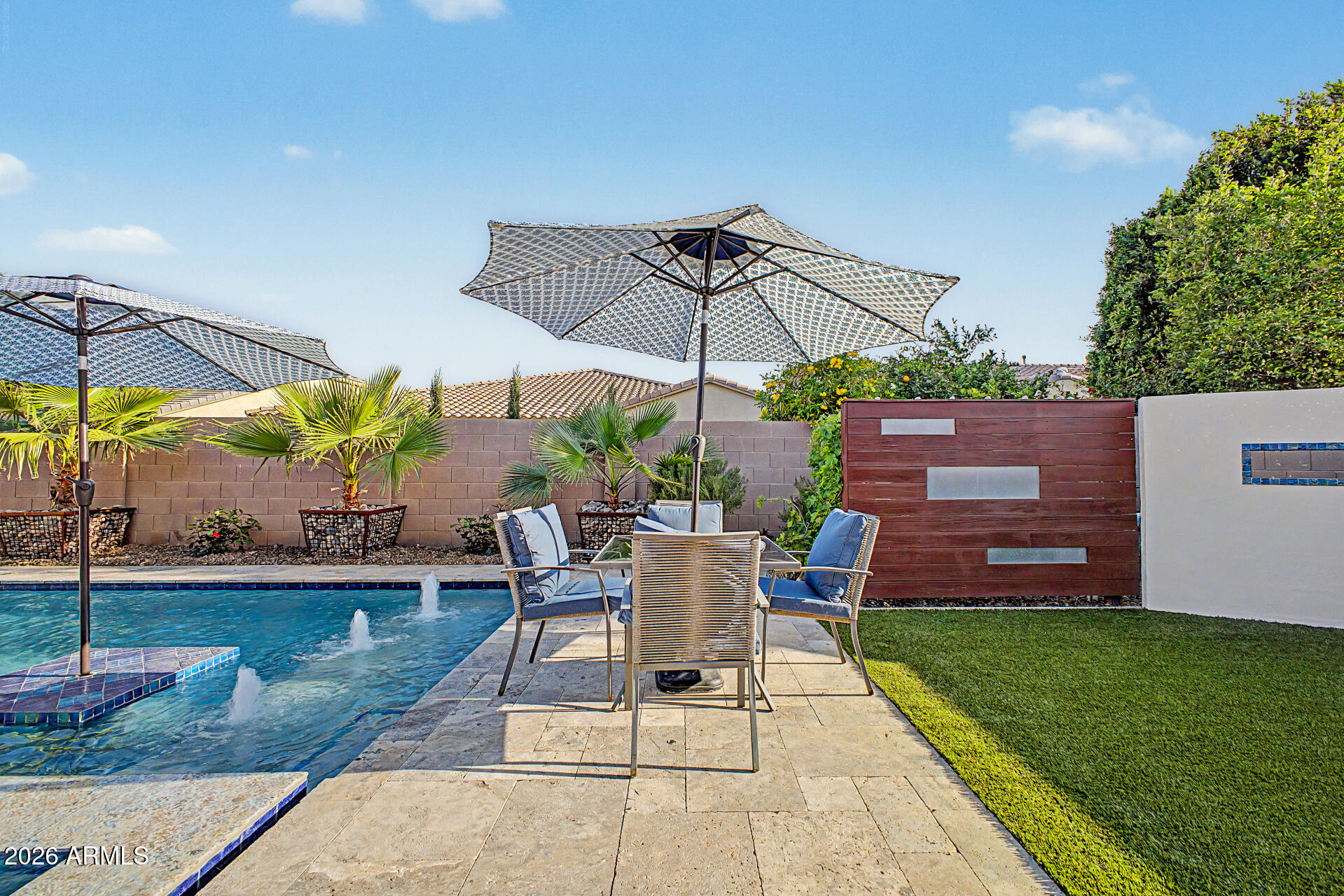 3641 E NARROWLEAF Drive