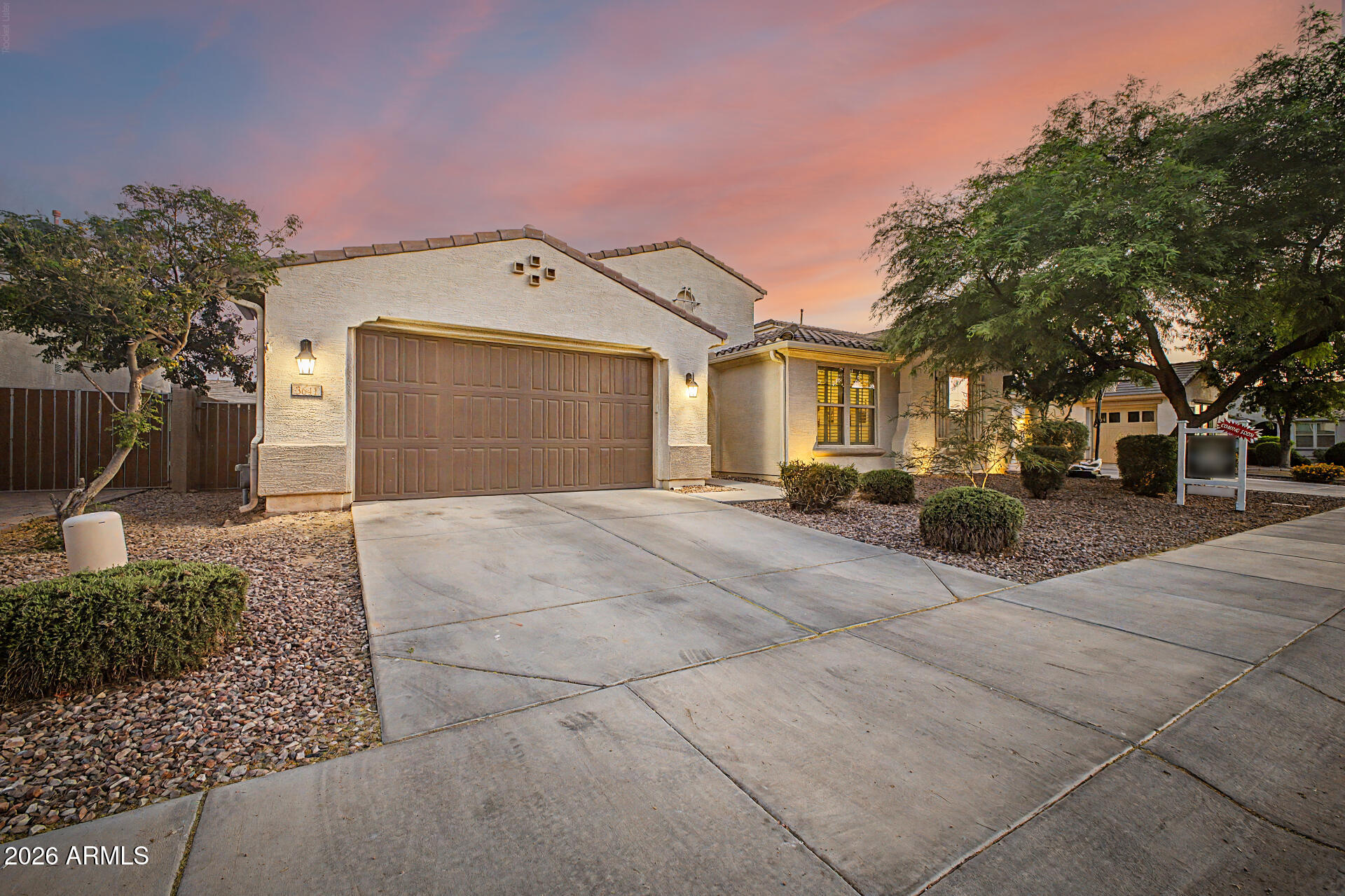 3641 E NARROWLEAF Drive