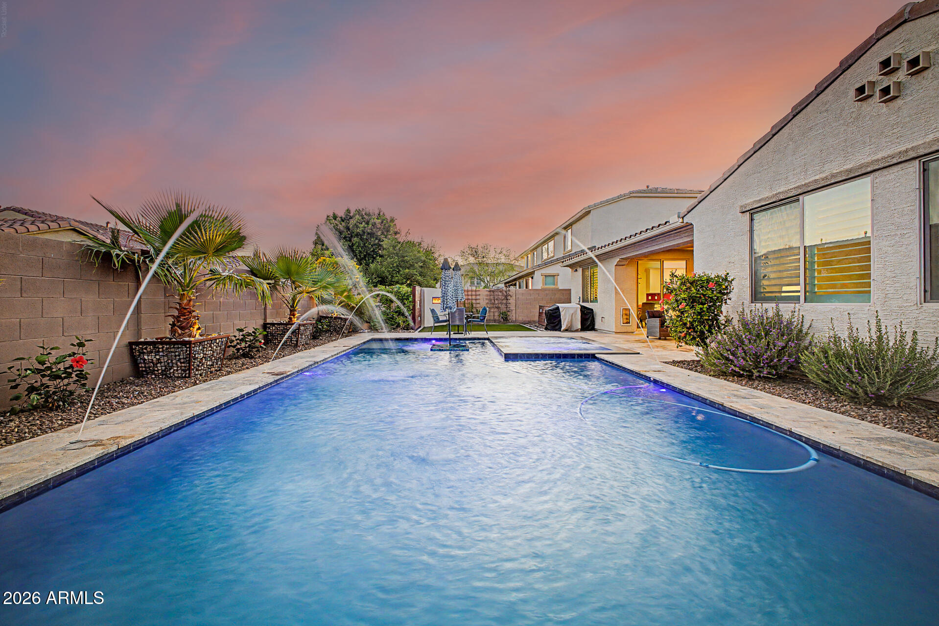 3641 E NARROWLEAF Drive