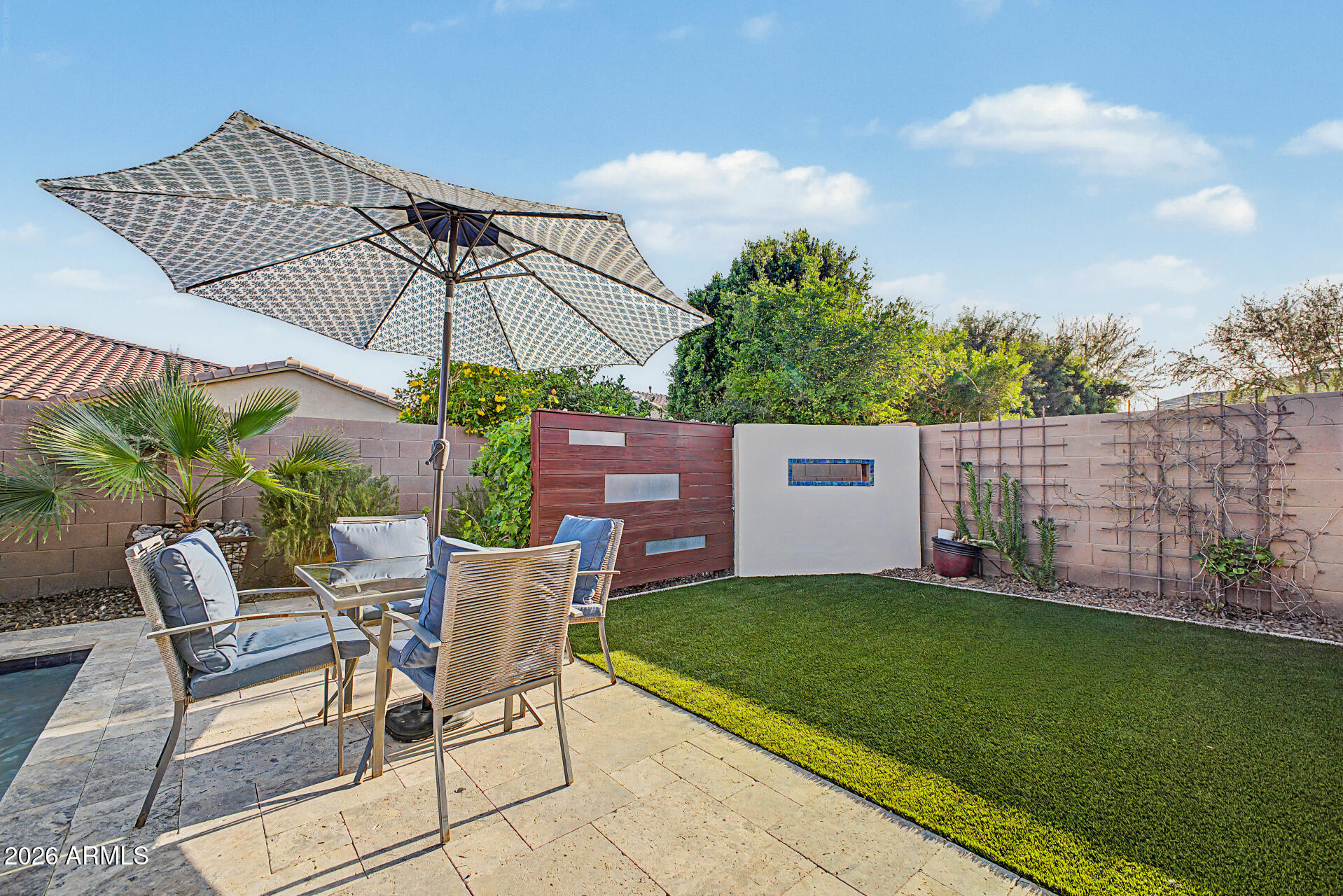 3641 E NARROWLEAF Drive