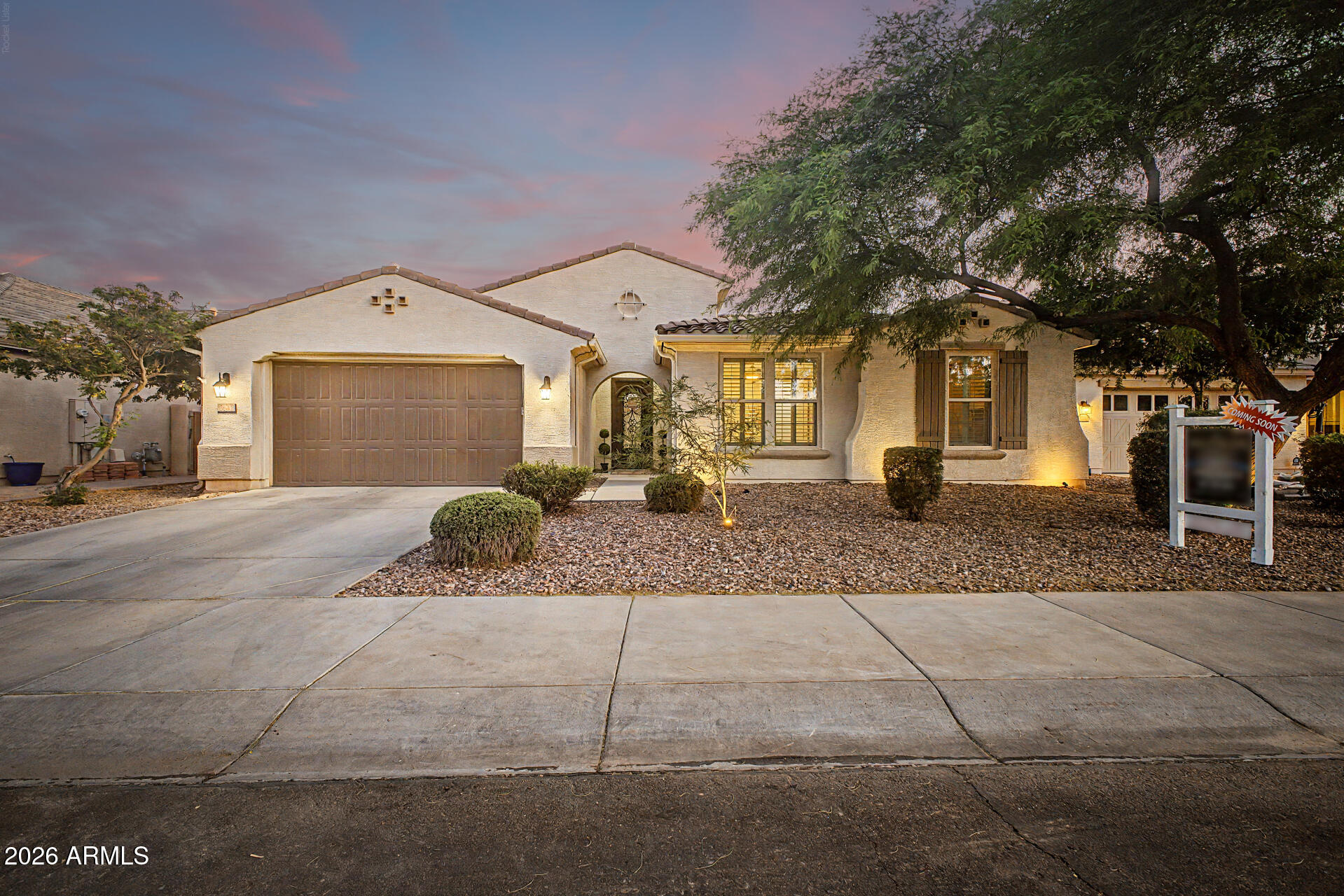 3641 E NARROWLEAF Drive