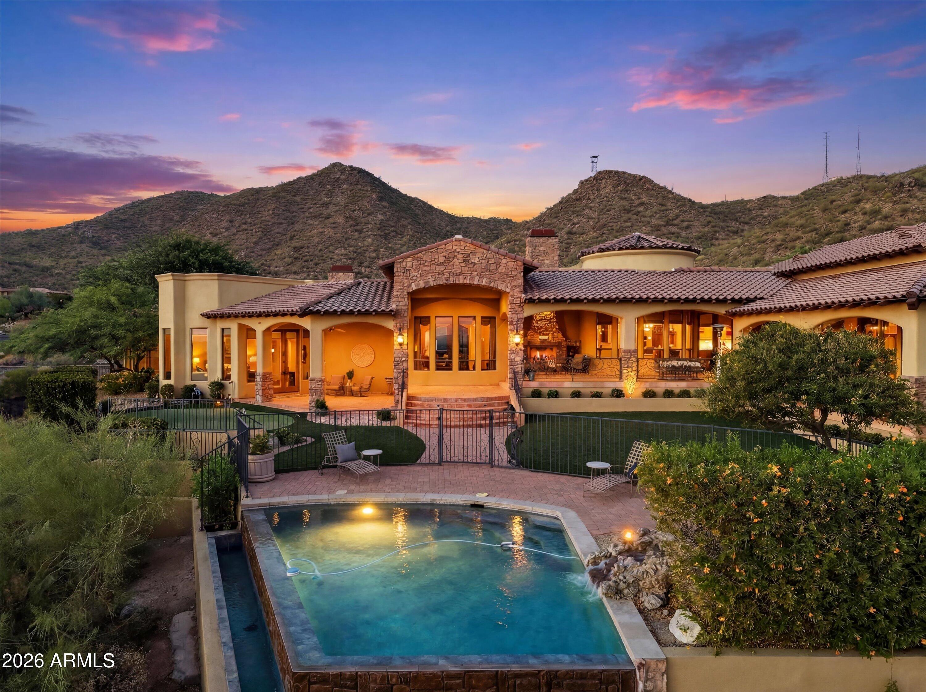 8407 E VIEW CREST Circle
