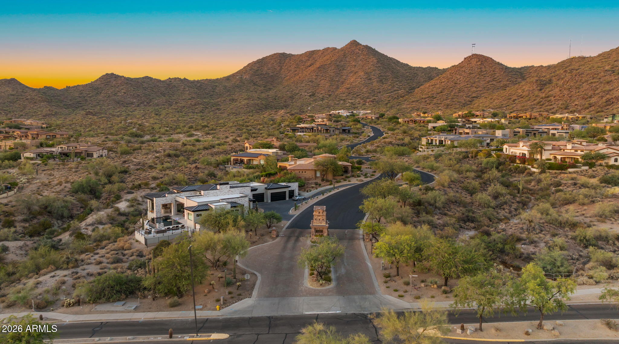 8407 E VIEW CREST Circle